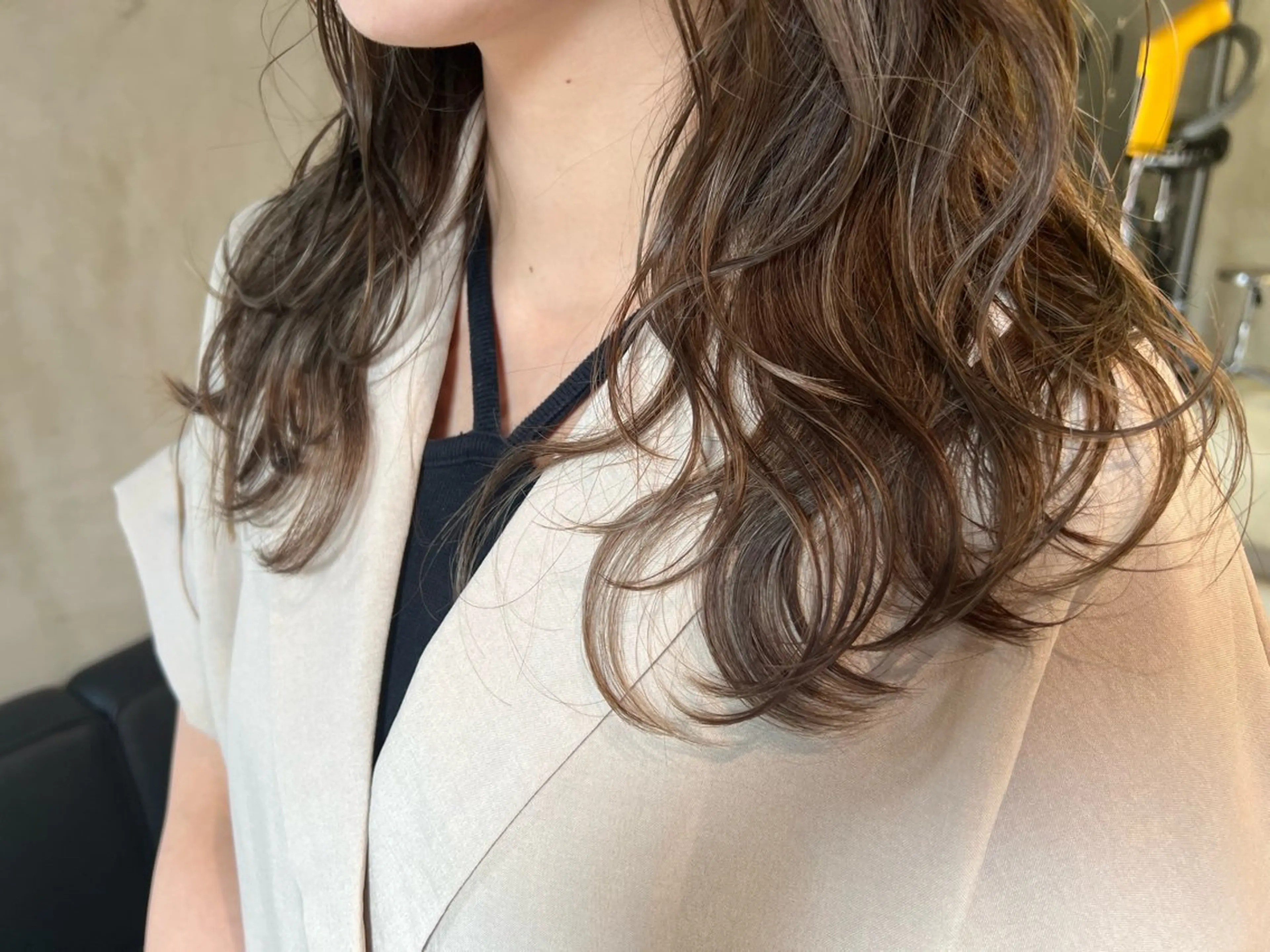 セミロング カラー ベージュカラー ハイライトカラー ハイライト ヘアカラー トリートメント ハイライト/白髪ぼか し/臼田さりな🌹のヘアスタイル