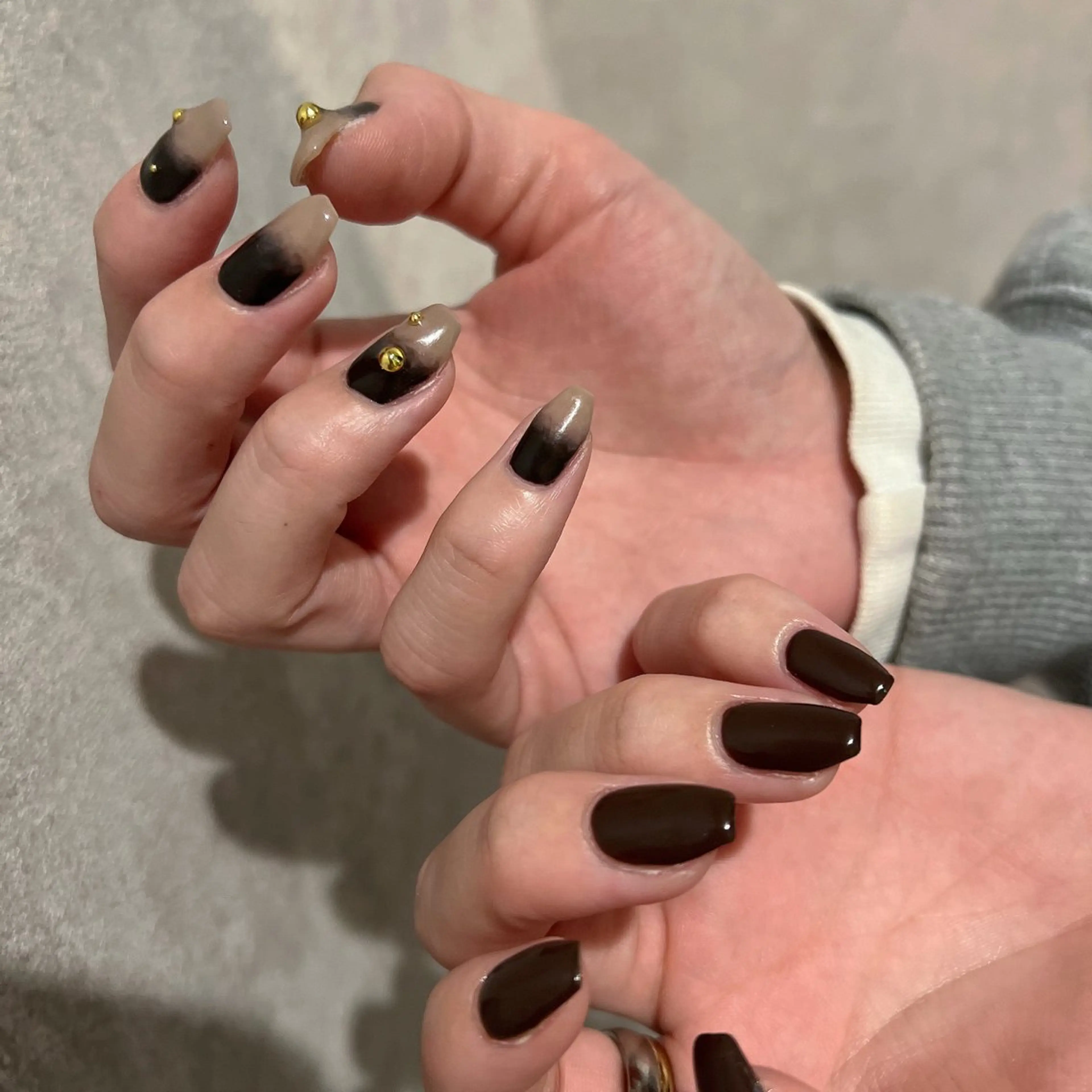 ネイル ハンドネイル nailsalon ULLのネイルデザイン