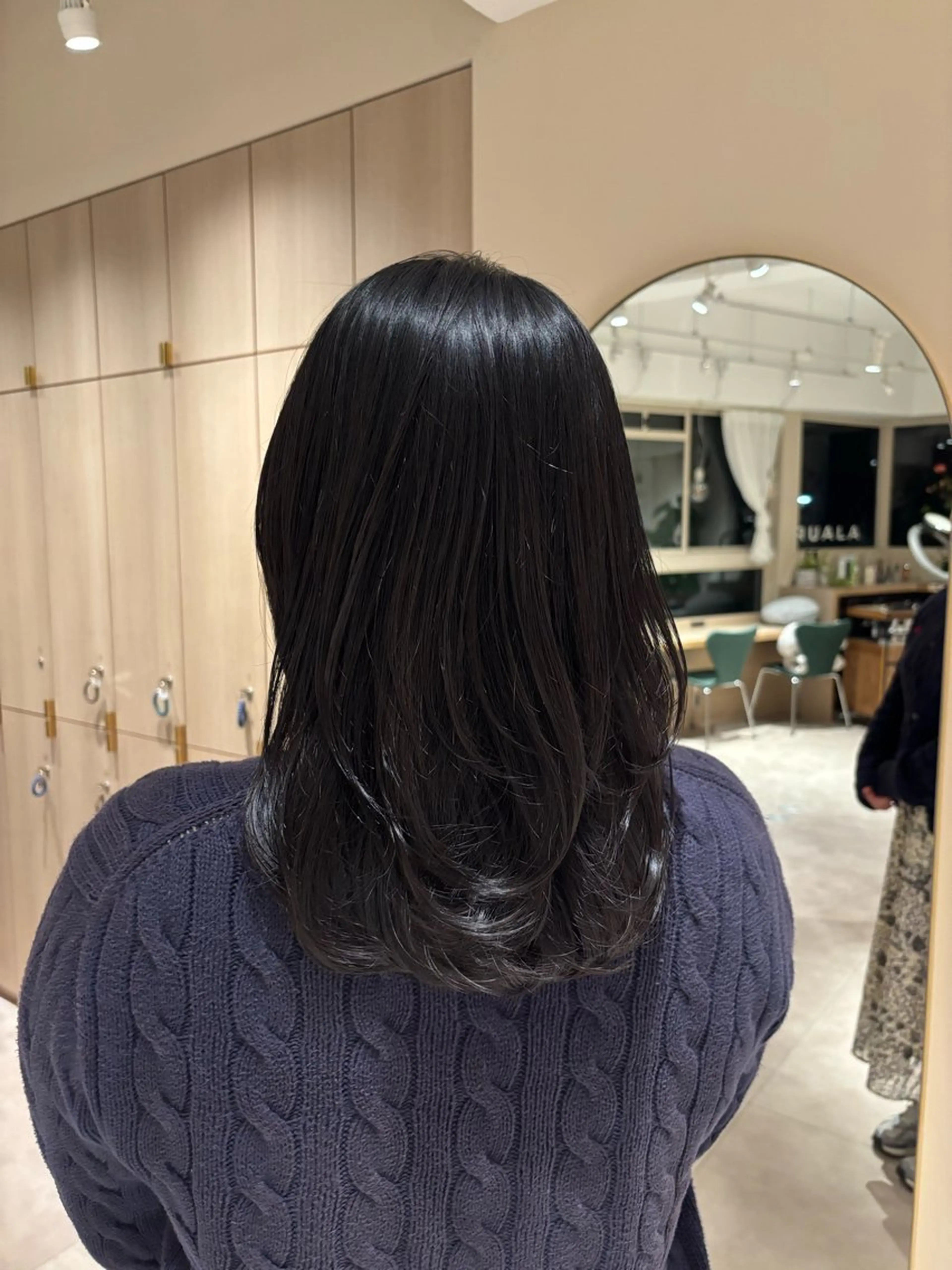 ミディアム mizunaga chihiroのヘアスタイル