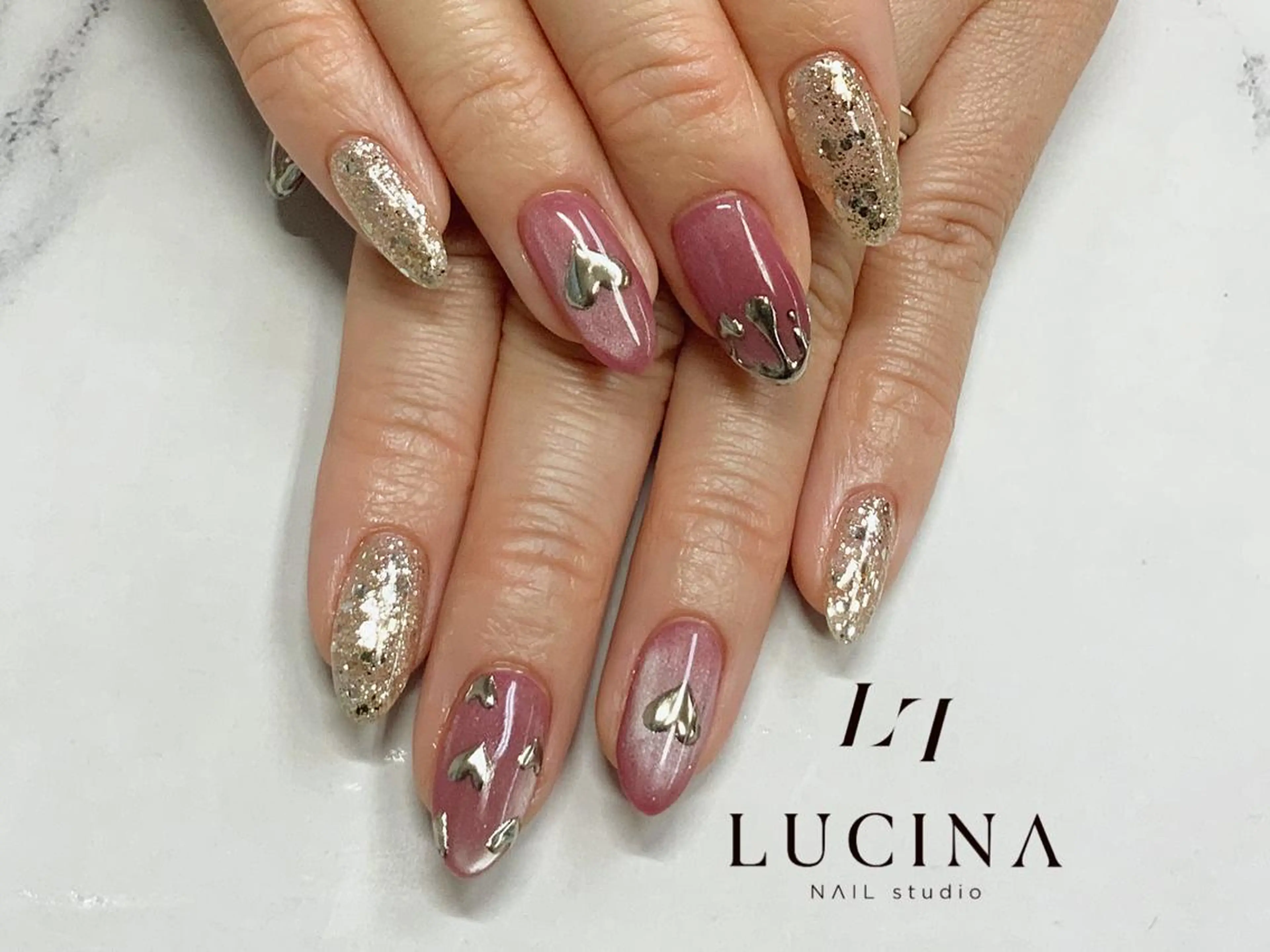 ネイル クリアネイル 長さ出し フットネイル フレンチネイル ジェルネイル ハンドネイル 新橋 ルキナ スタッフのネイルデザイン