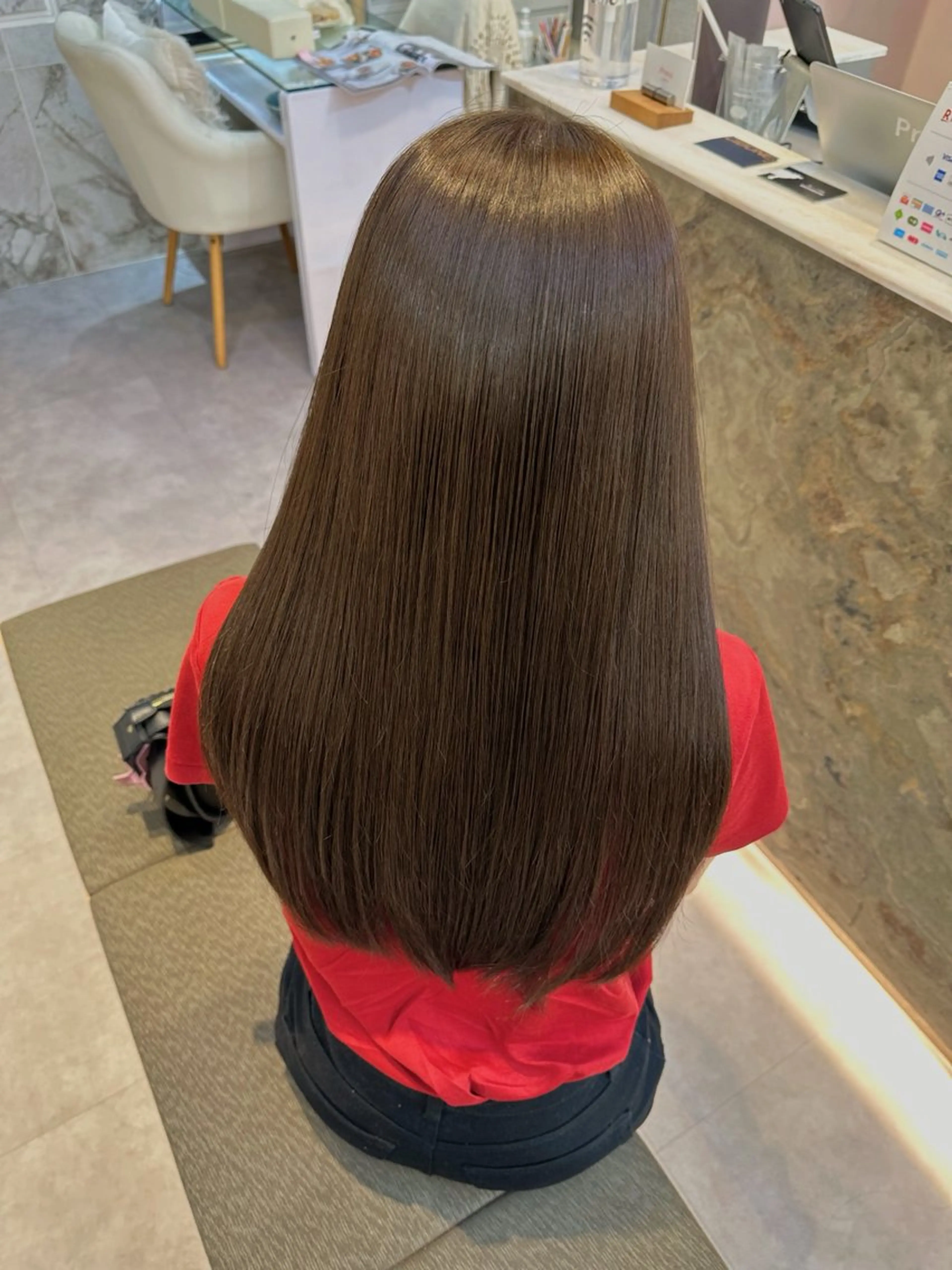 パーマ 縮毛矯正 上品な透明感カラー 🫧renのヘアスタイル