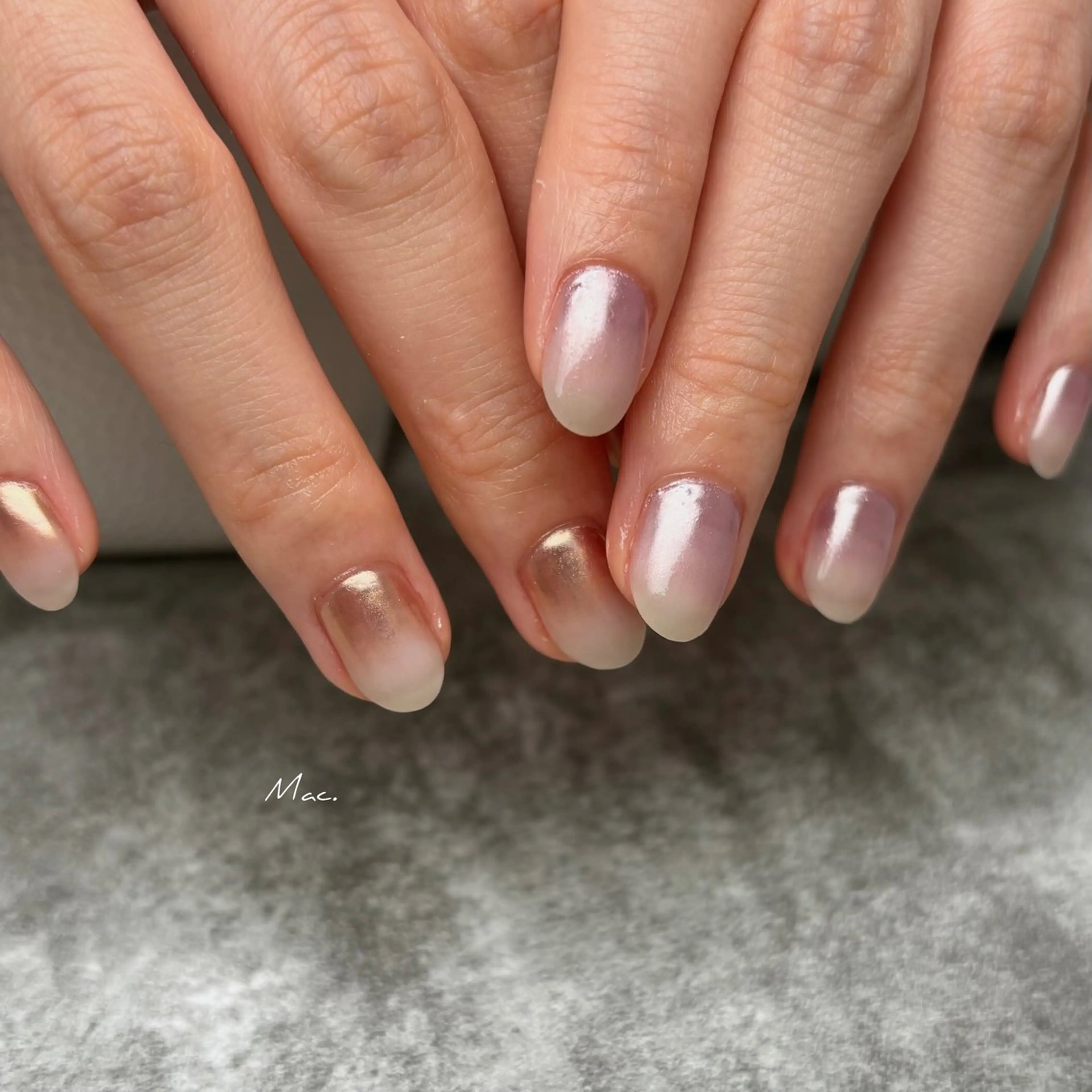 ネイル ハンドネイル atelier mac.のネイルデザイン