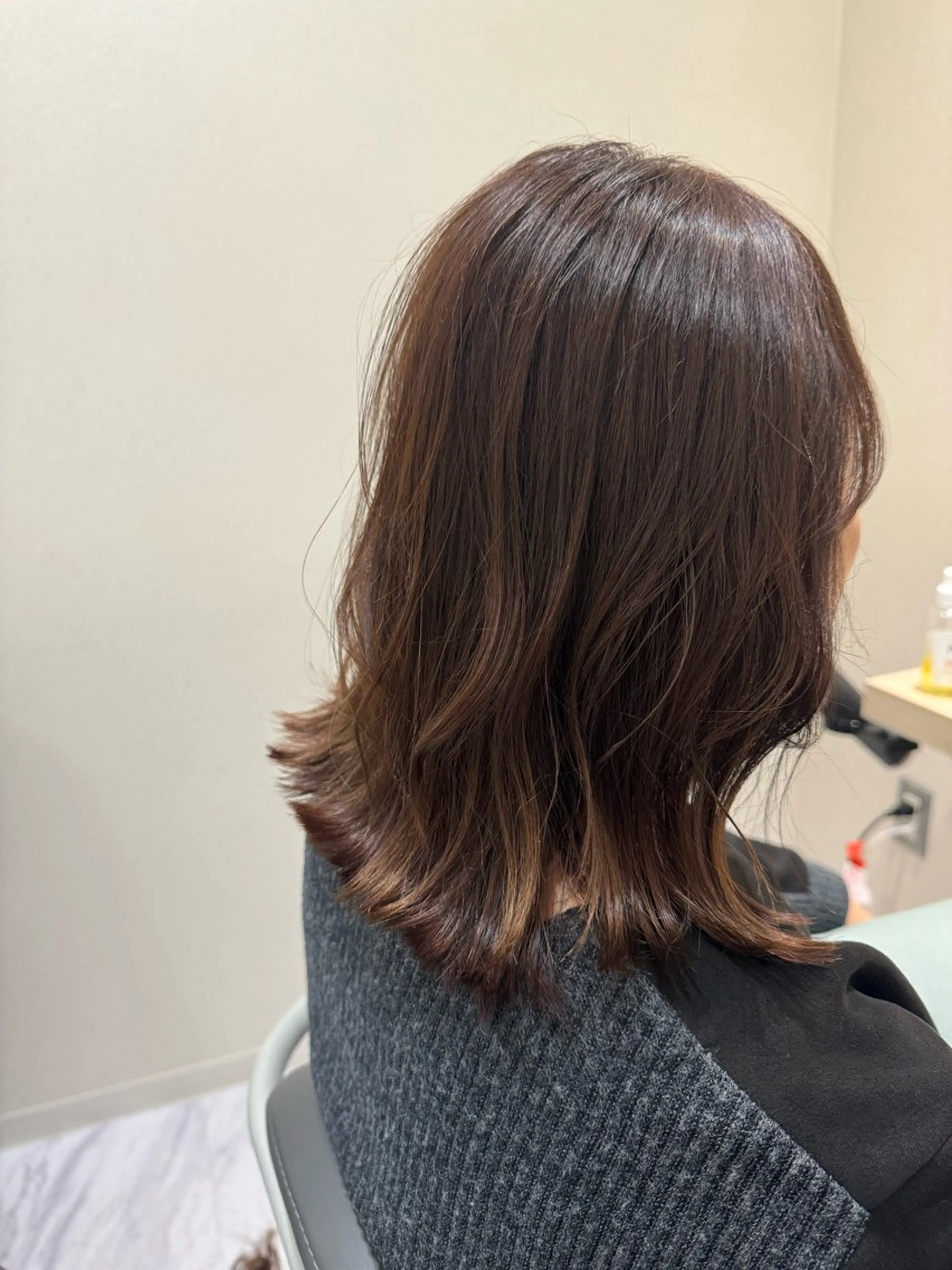 ミディアム レイヤーカット ローレイヤー 丹野 圭太のヘアスタイル