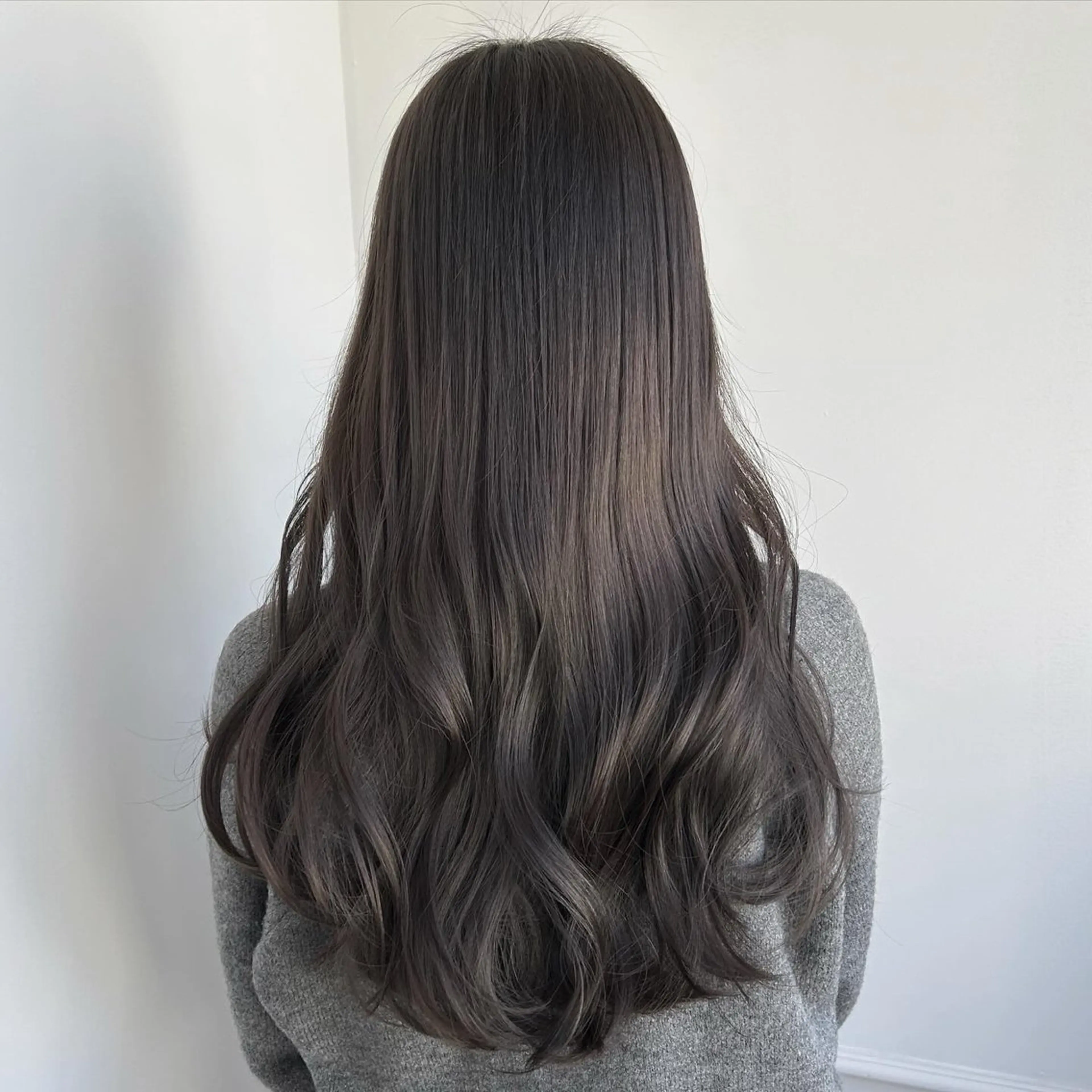 ロング カラー 透明感カラー ダブルカラー カット ヘアカラー トリートメント 瀬戸 昭秀のヘアスタイル