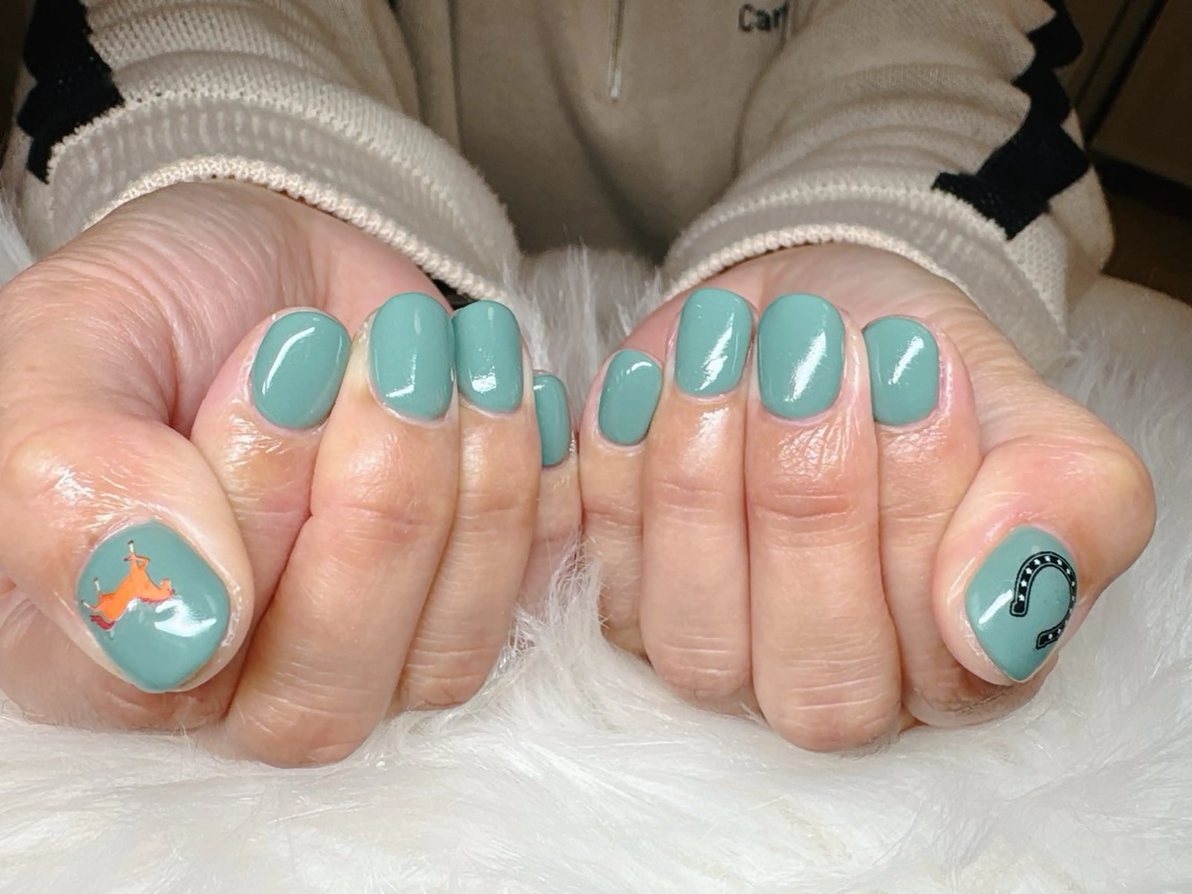 ネイル 寺山 千鶴のネイルデザイン