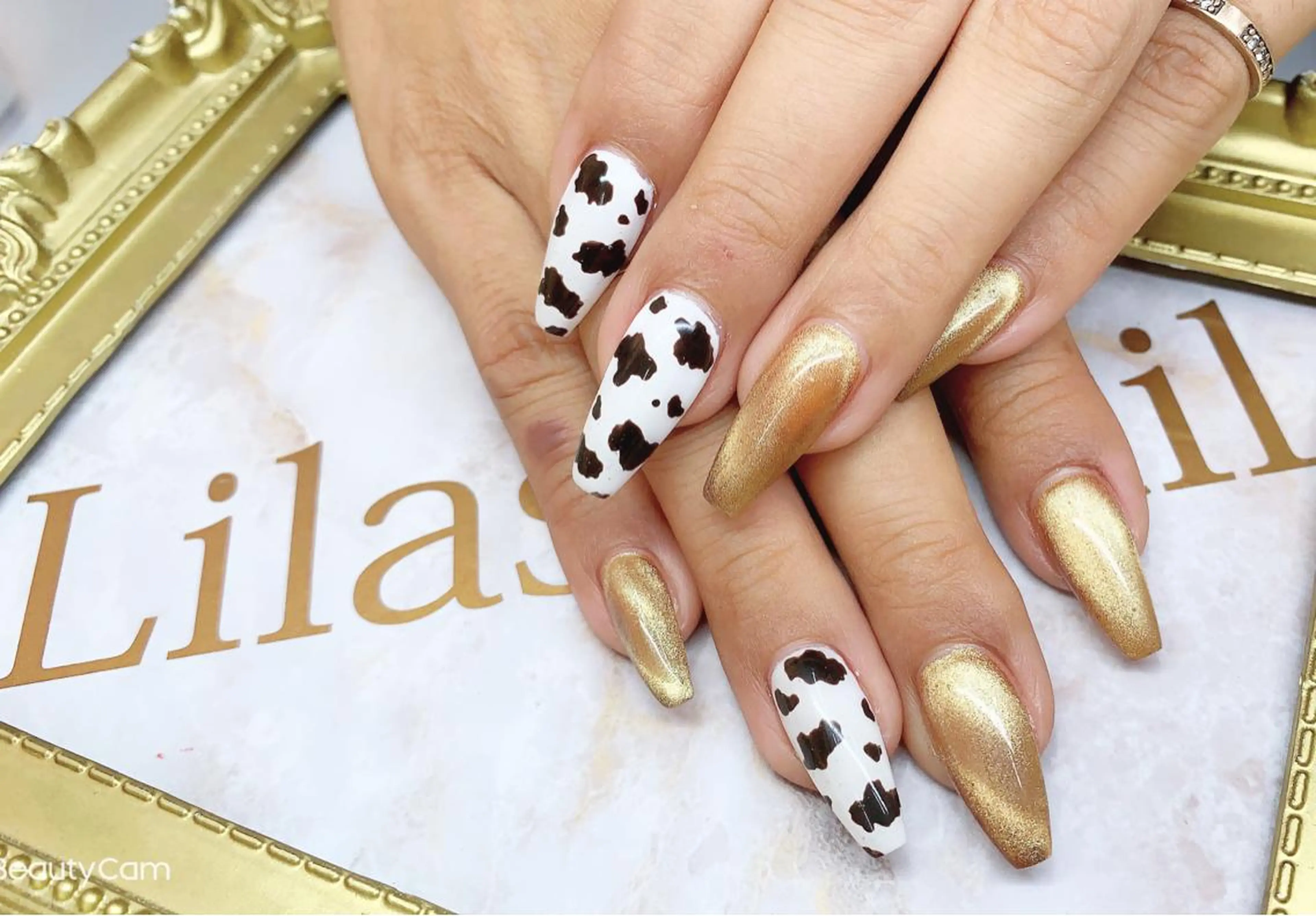 ネイル ジェルネイル ハードジェル キラキラネイル ロングネイル マグネットネイル Lilas Nailのネイルデザイン