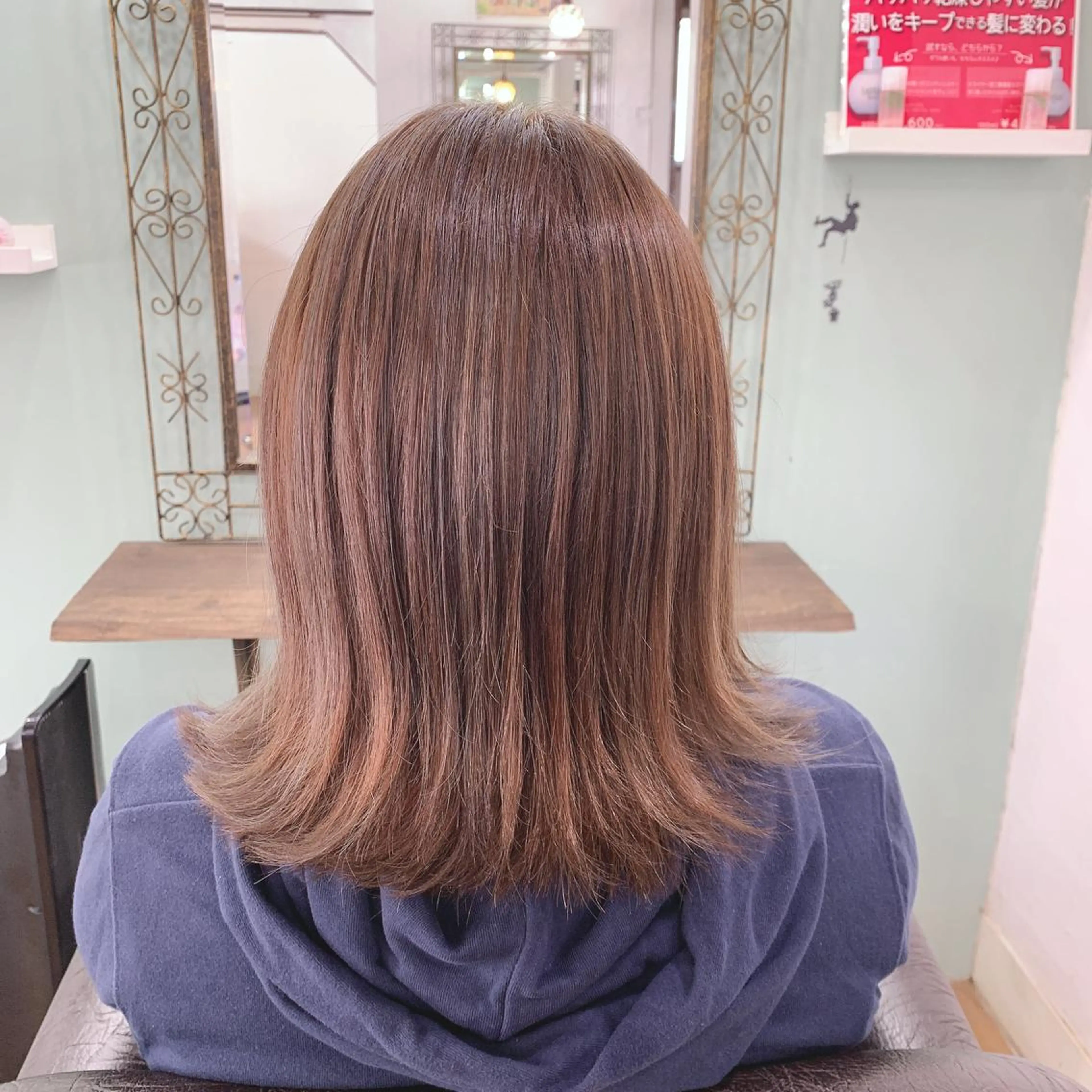 セミロング カラー R ri R takagiのヘアスタイル