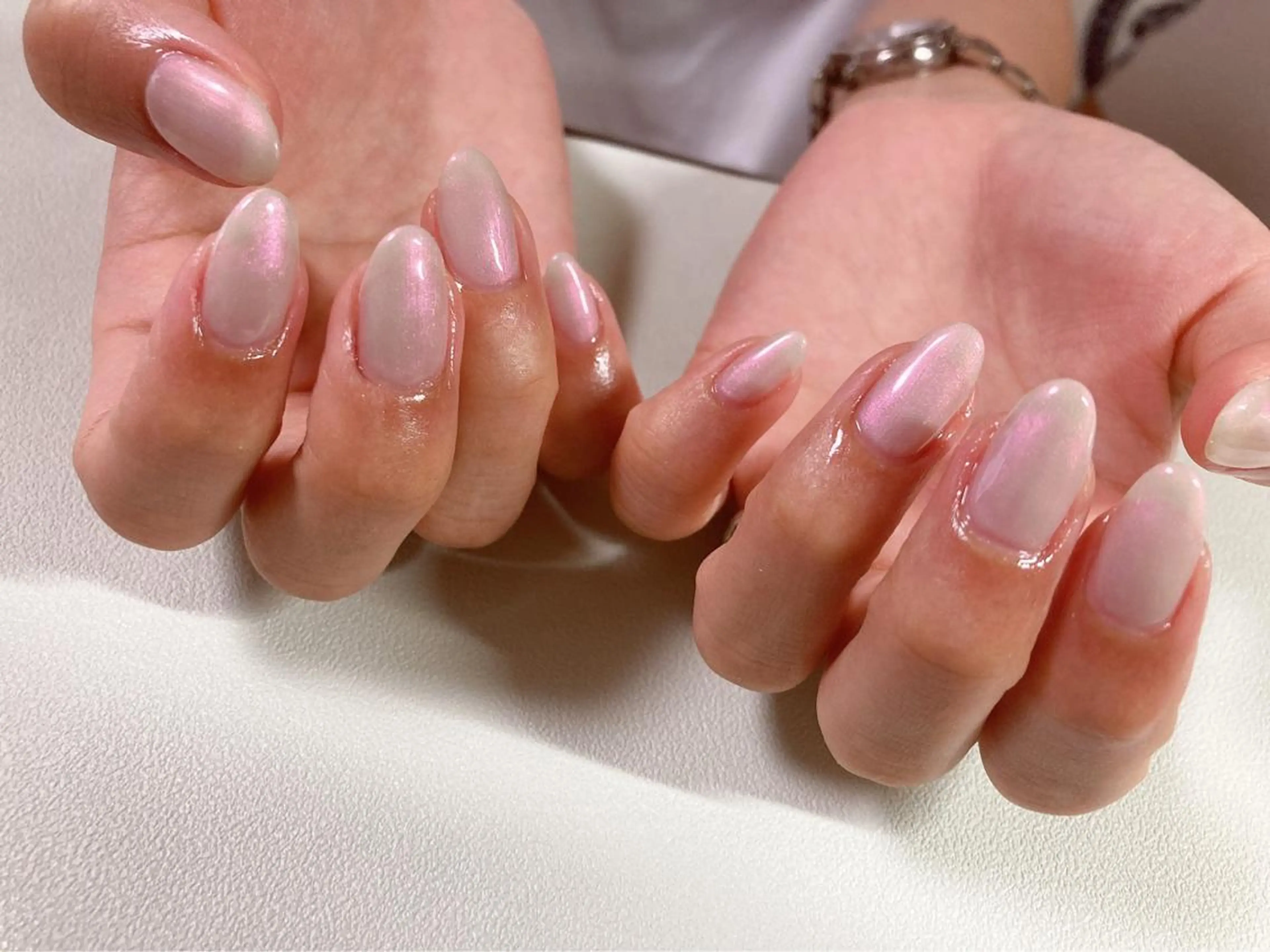 ネイル ワンカラーネイル ハンドネイル mogunail &blowのネイルデザイン