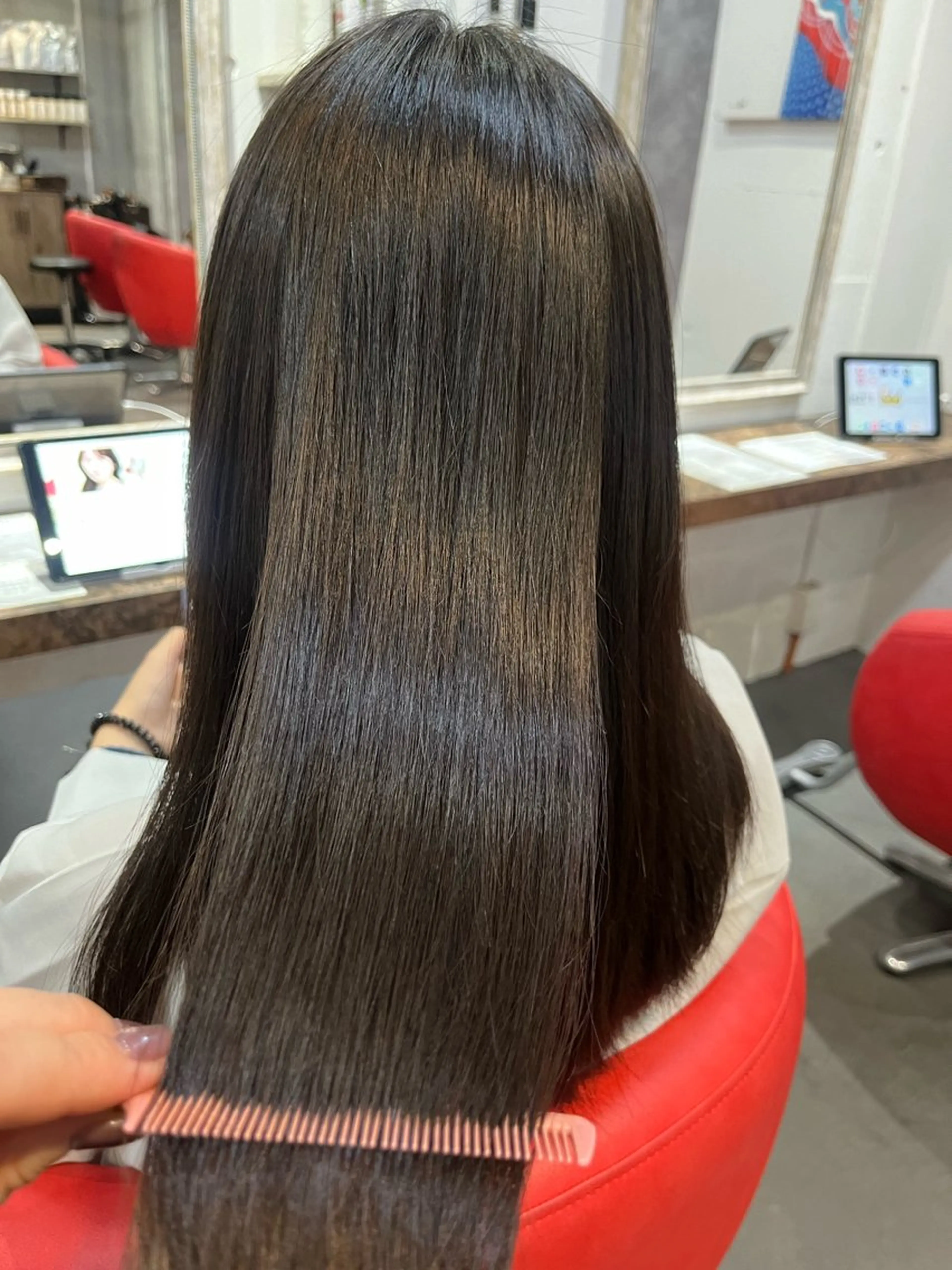 セミロング カット 縮毛矯正 駅チカ【ali'i】 アリイ花崎友美☘のヘアスタイル