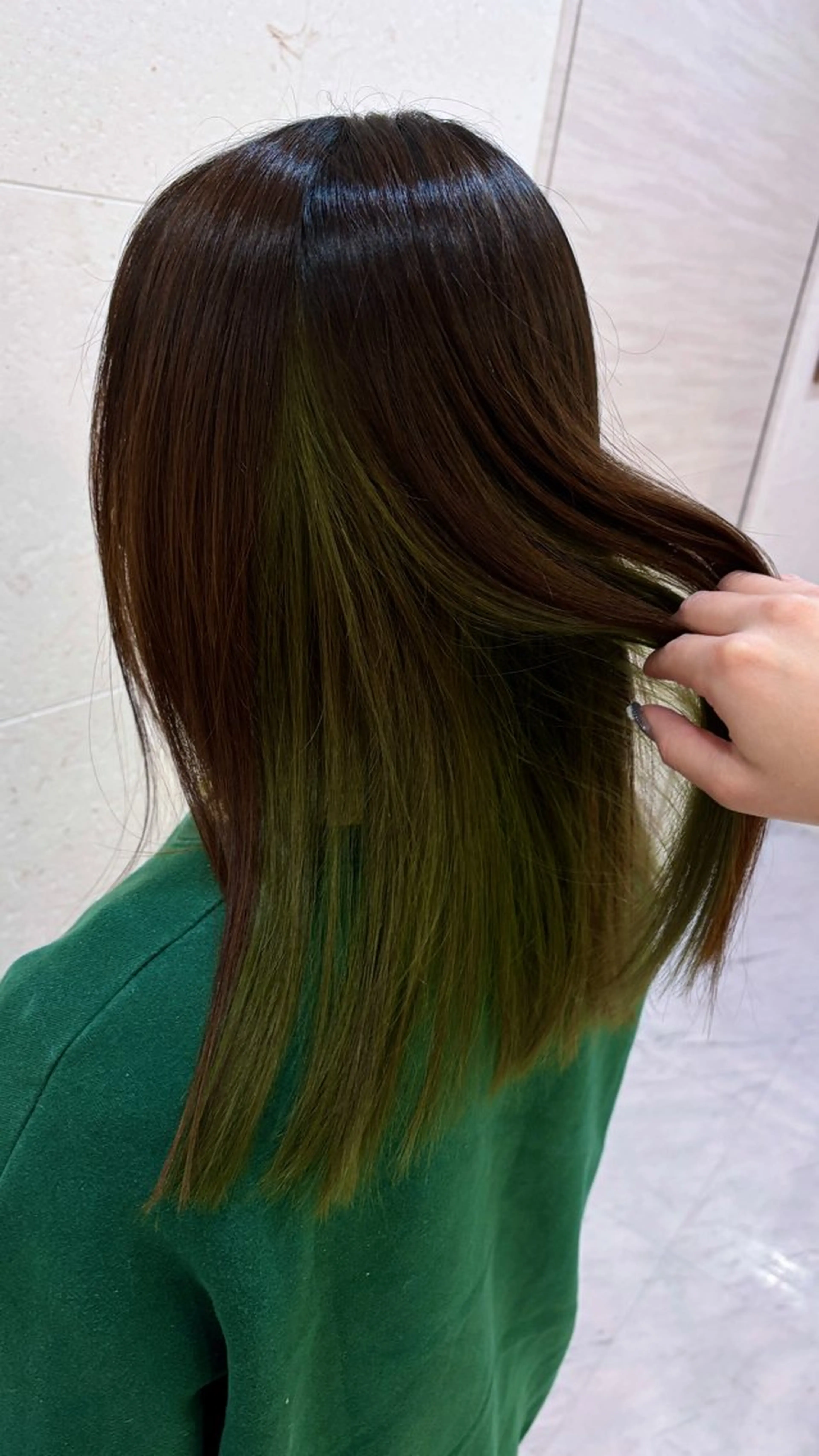 ミディアム カラー ブリーチ カット ヘアカラー トリートメント 🫧Shanti🫧 ばんだいのヘアスタイル