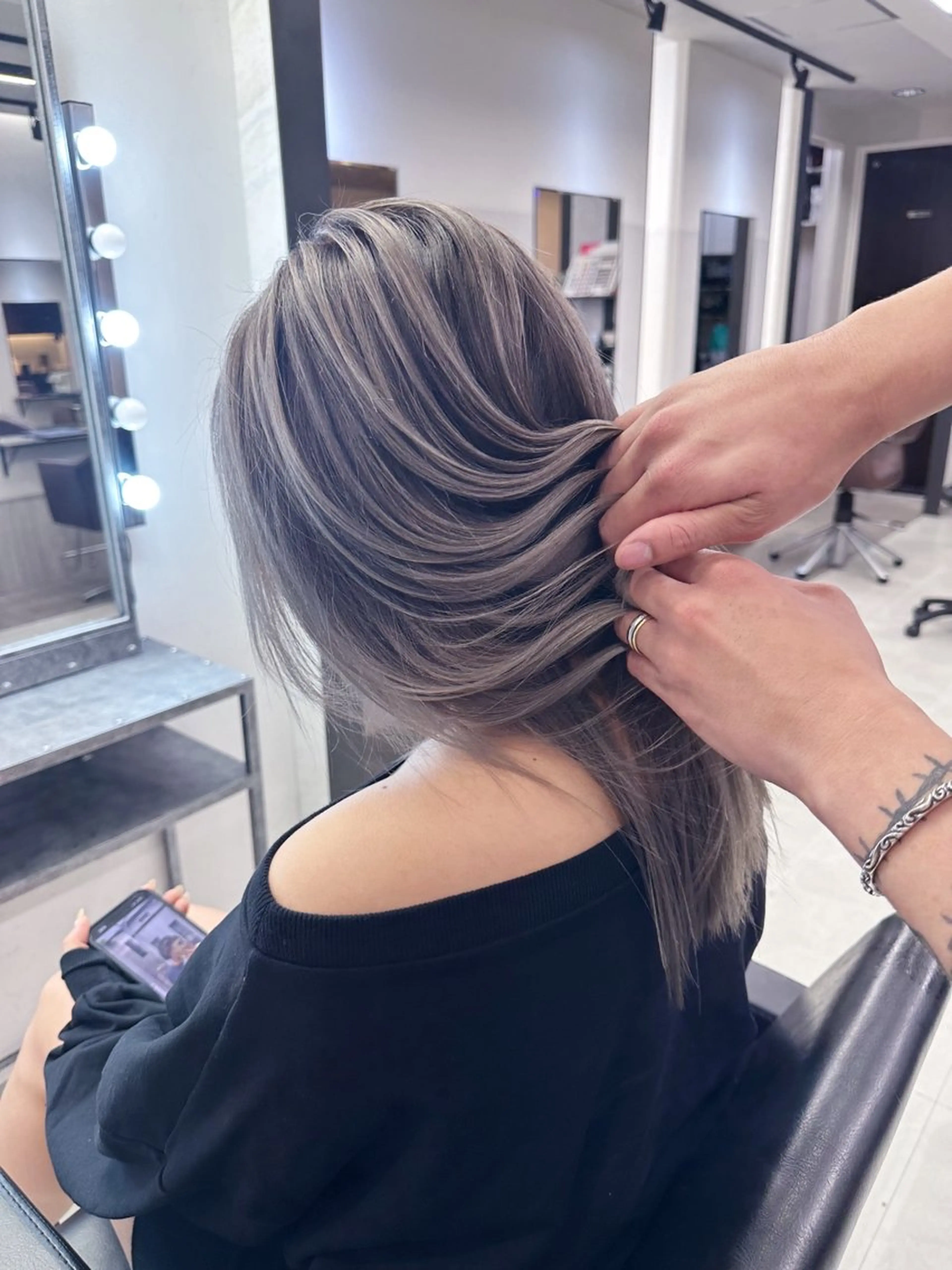 セミロング カラー バレイヤージュ レイヤーカット AiM エイム　韓国レイヤーのヘアスタイル