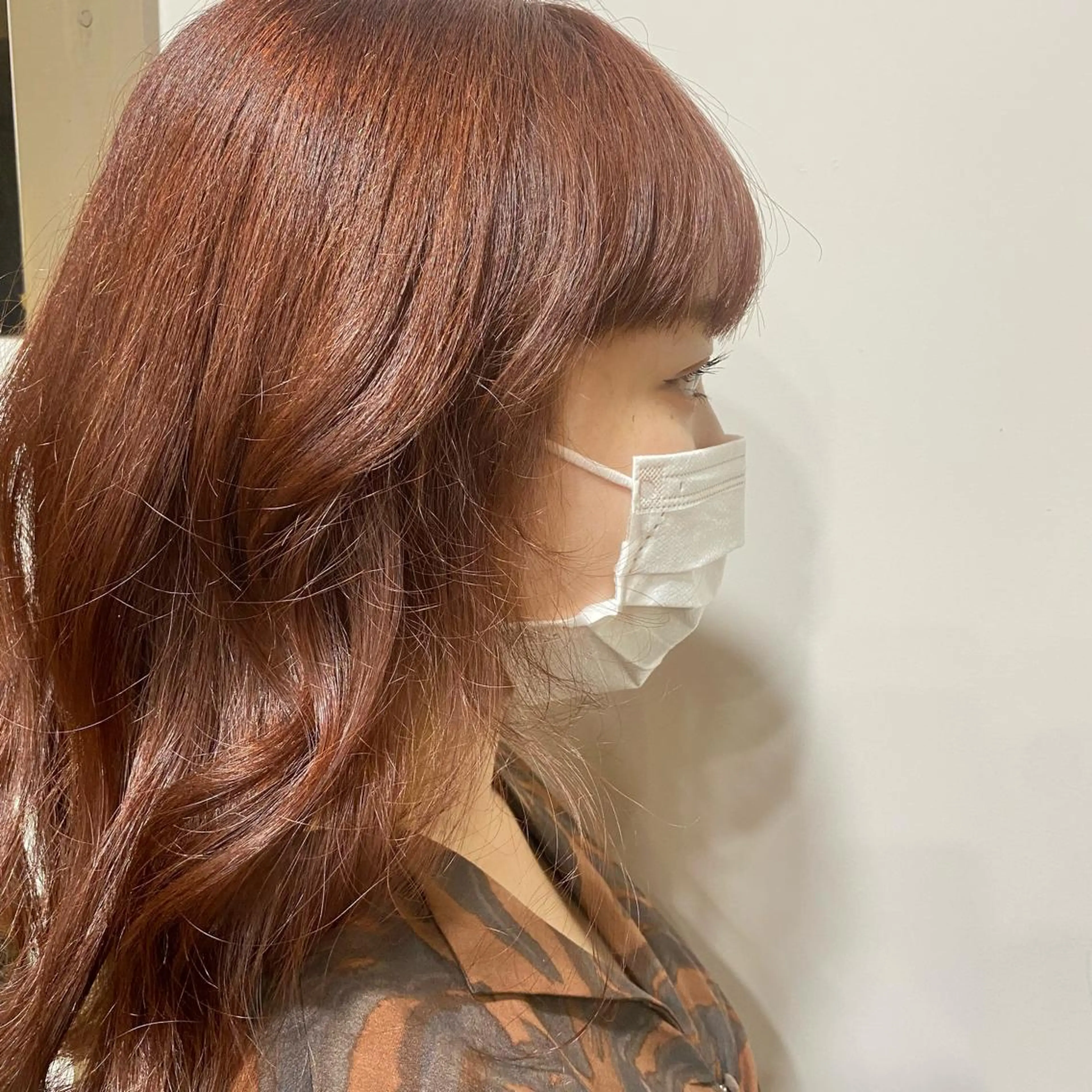 セミロング カラー ヘアアレンジ オレンジ ヘアカラー TJ天気予報5mm 森　瑞希のヘアスタイル