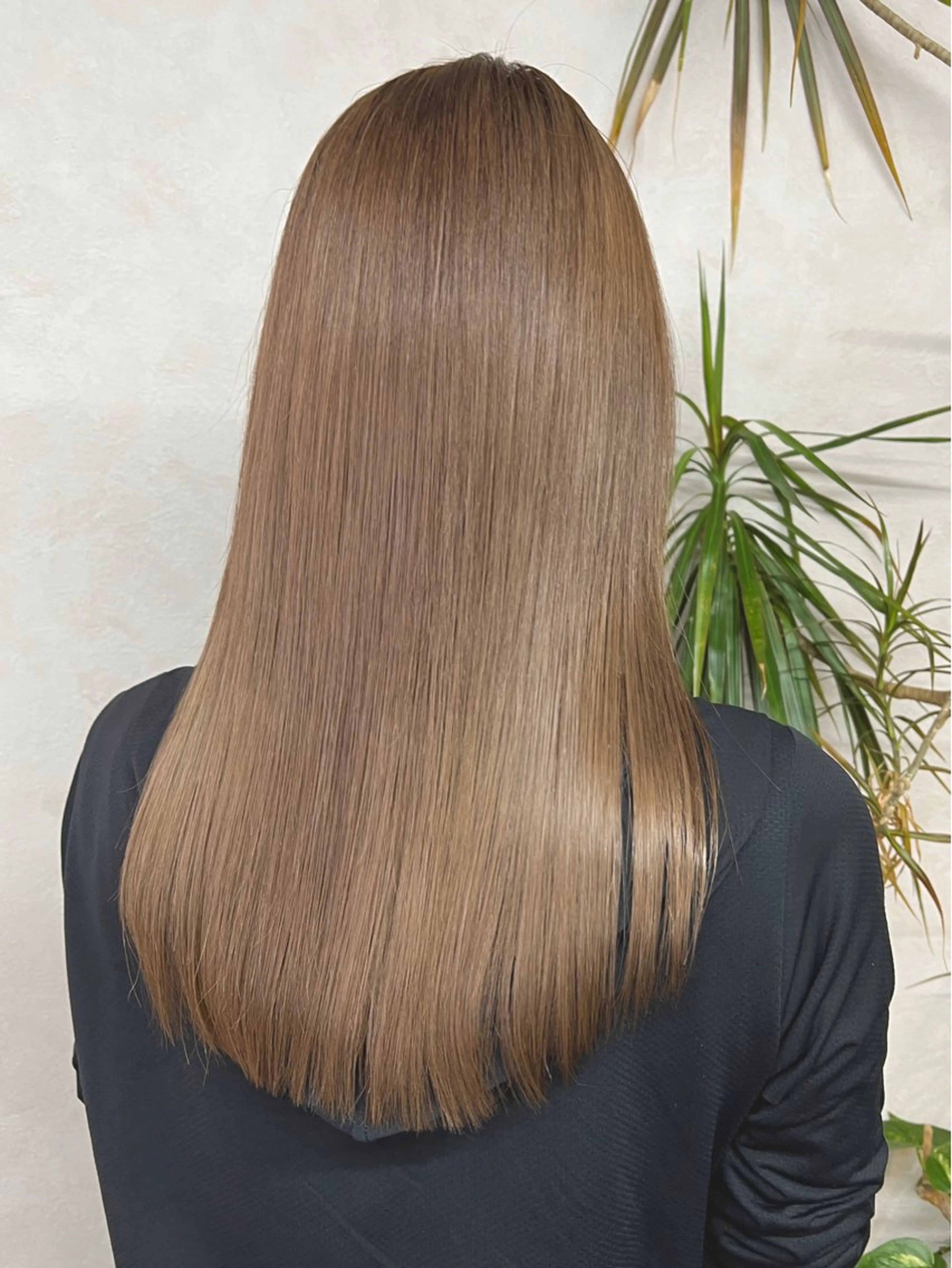 ロング ハイライト 髪質改善 レイヤーカット トリートメント カット ヘアカラー SALOWIN横浜suite店所属・🌷かわばた めい🌷のヘアスタイル