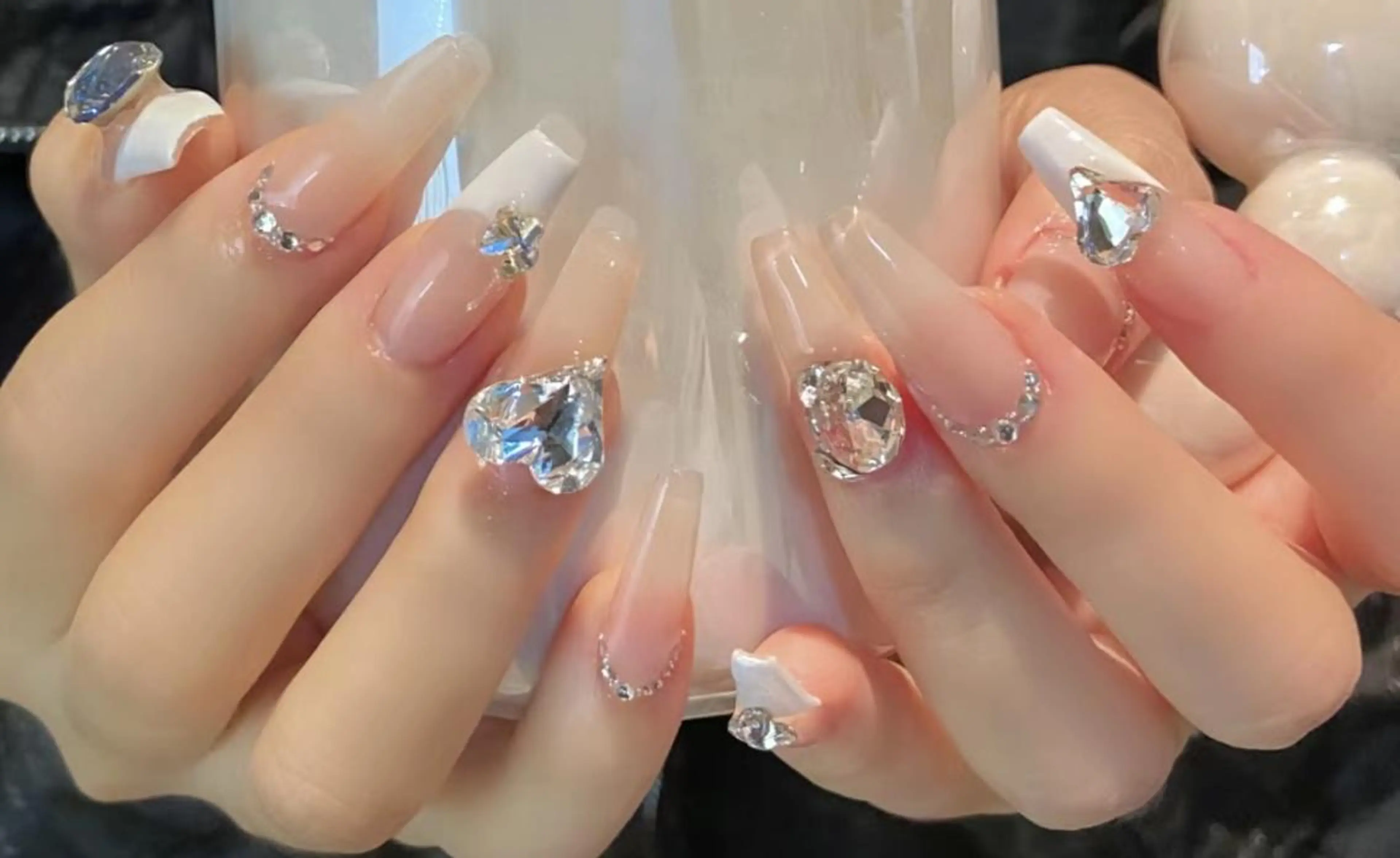 ネイル VIVIAN リサのネイルデザイン