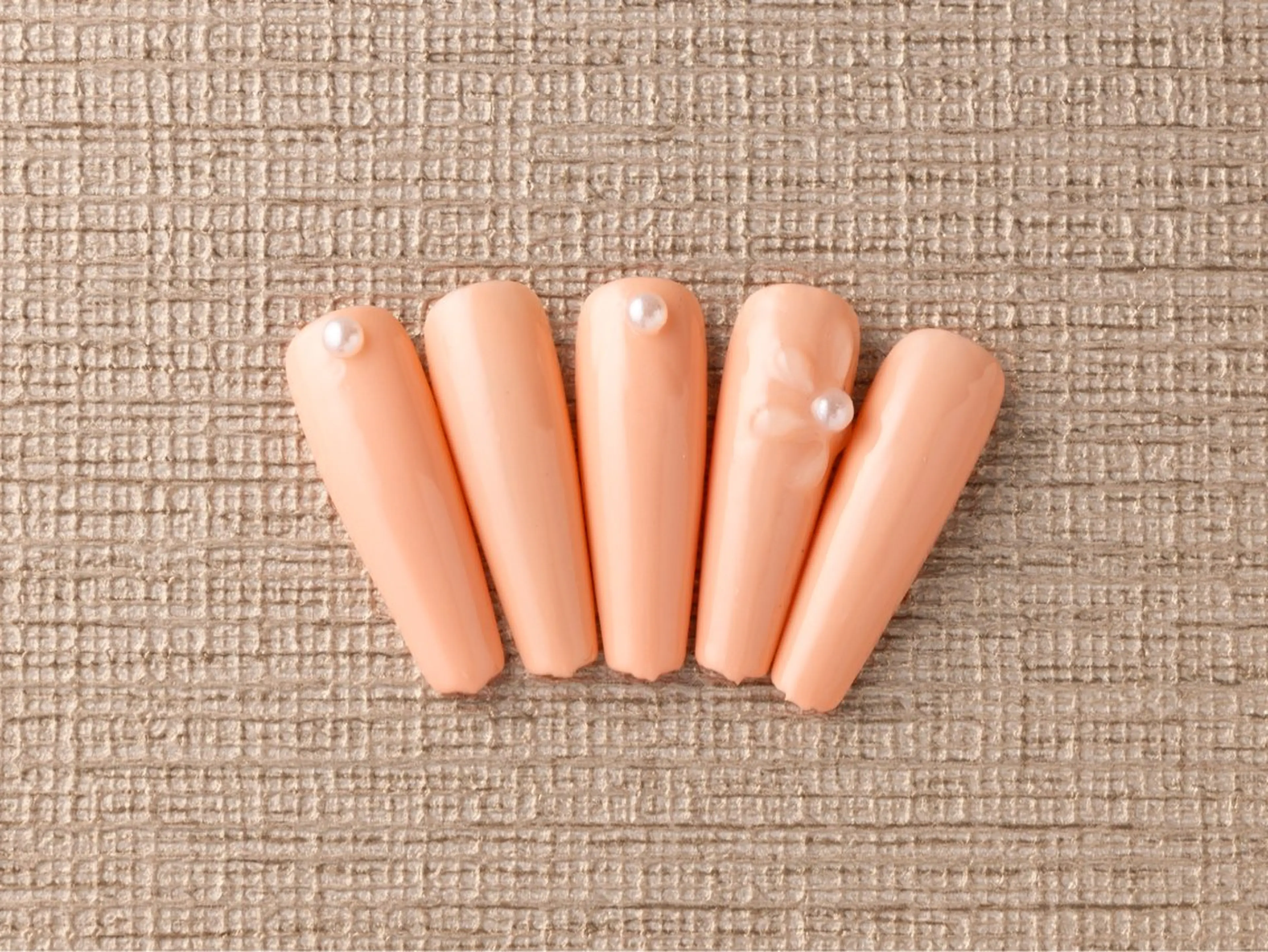 ネイル しょう えんきんのネイルデザイン