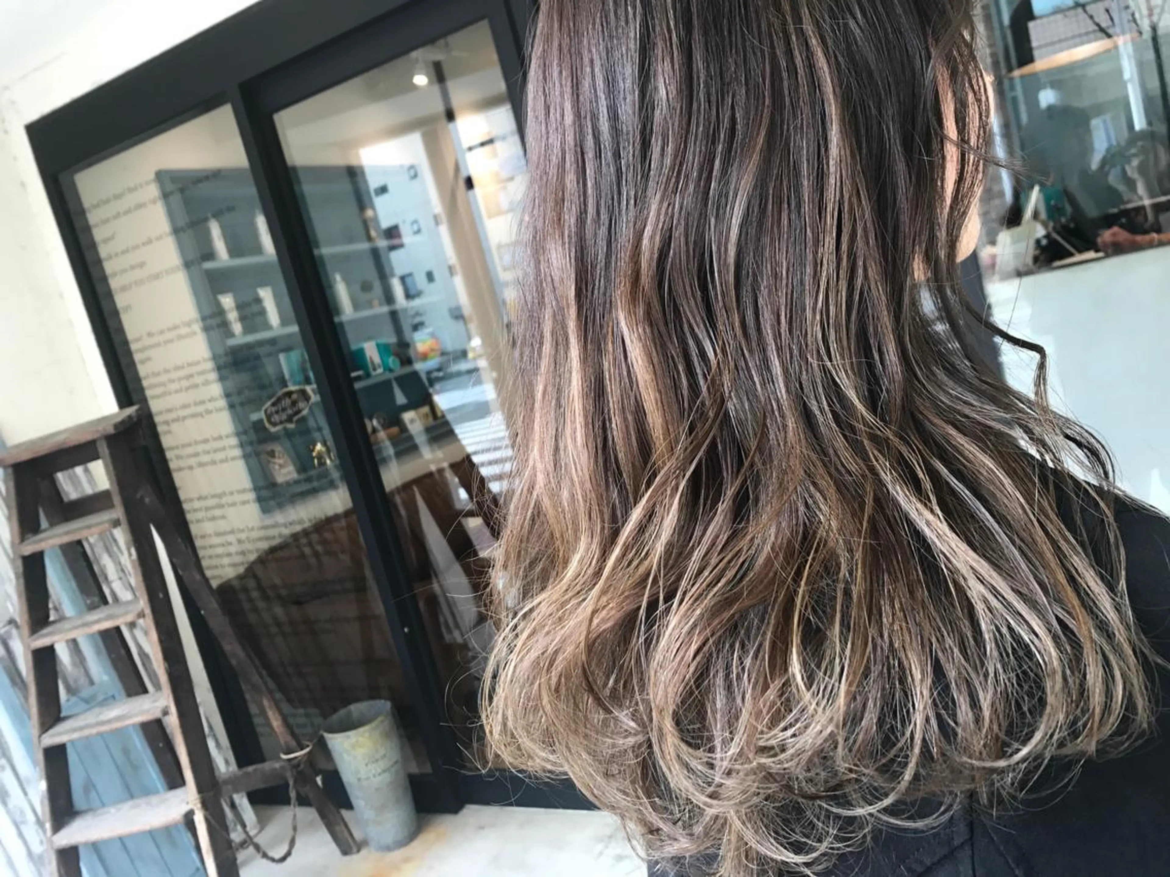 ロング カラー ハイライトカラー ハイライト オリーブ透明感カラー 表参道/MIKUのヘアスタイル