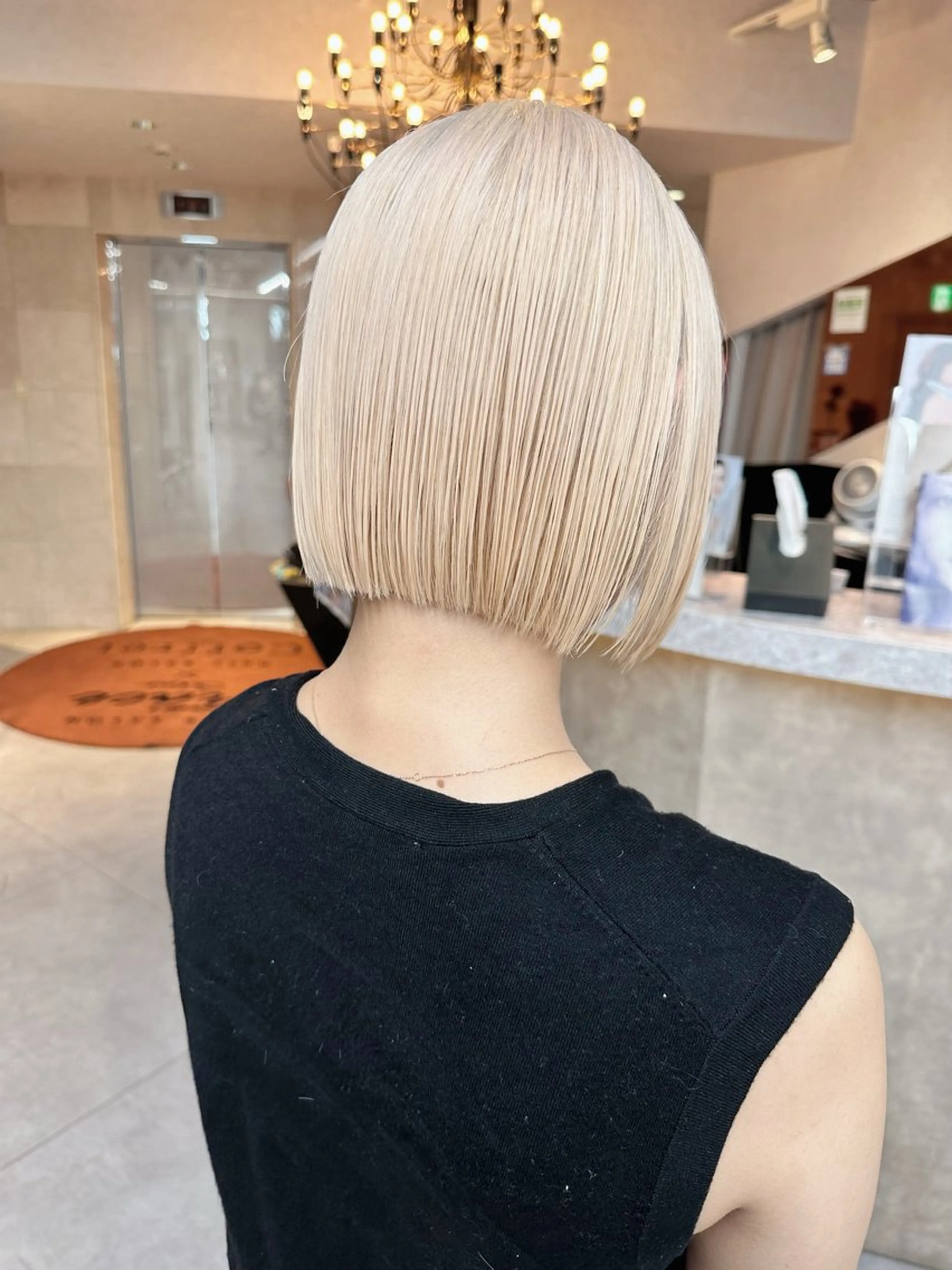 ミディアム カラー ヘアカラー トリートメント ウルフとハイトーン みっちー✂️のヘアスタイル