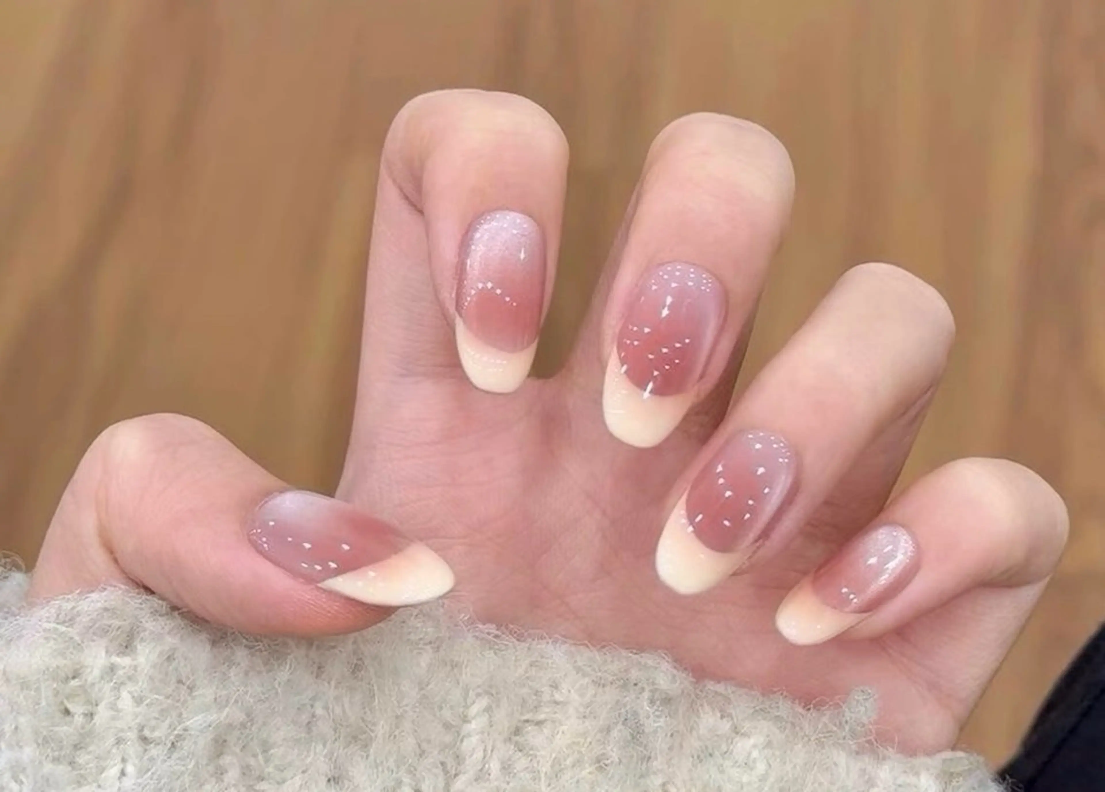 ネイル チークネイル 長さ出し フレンチネイル ガーリー 韓国ネイル sun nail池袋 モデル募集のネイルデザイン