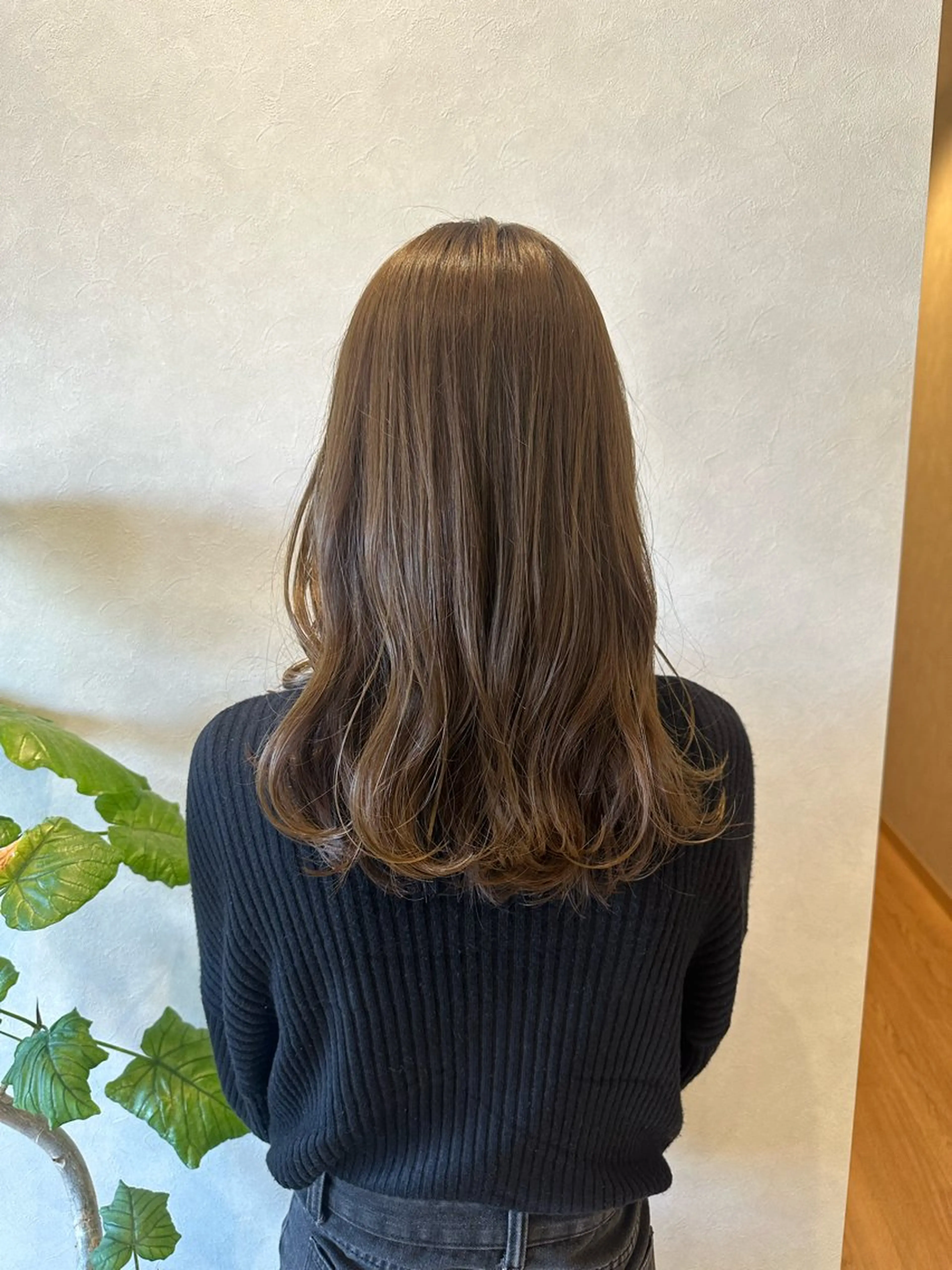 セミロング アッシュ カット ヘアカラー トリートメント sugiyama noaのヘアスタイル