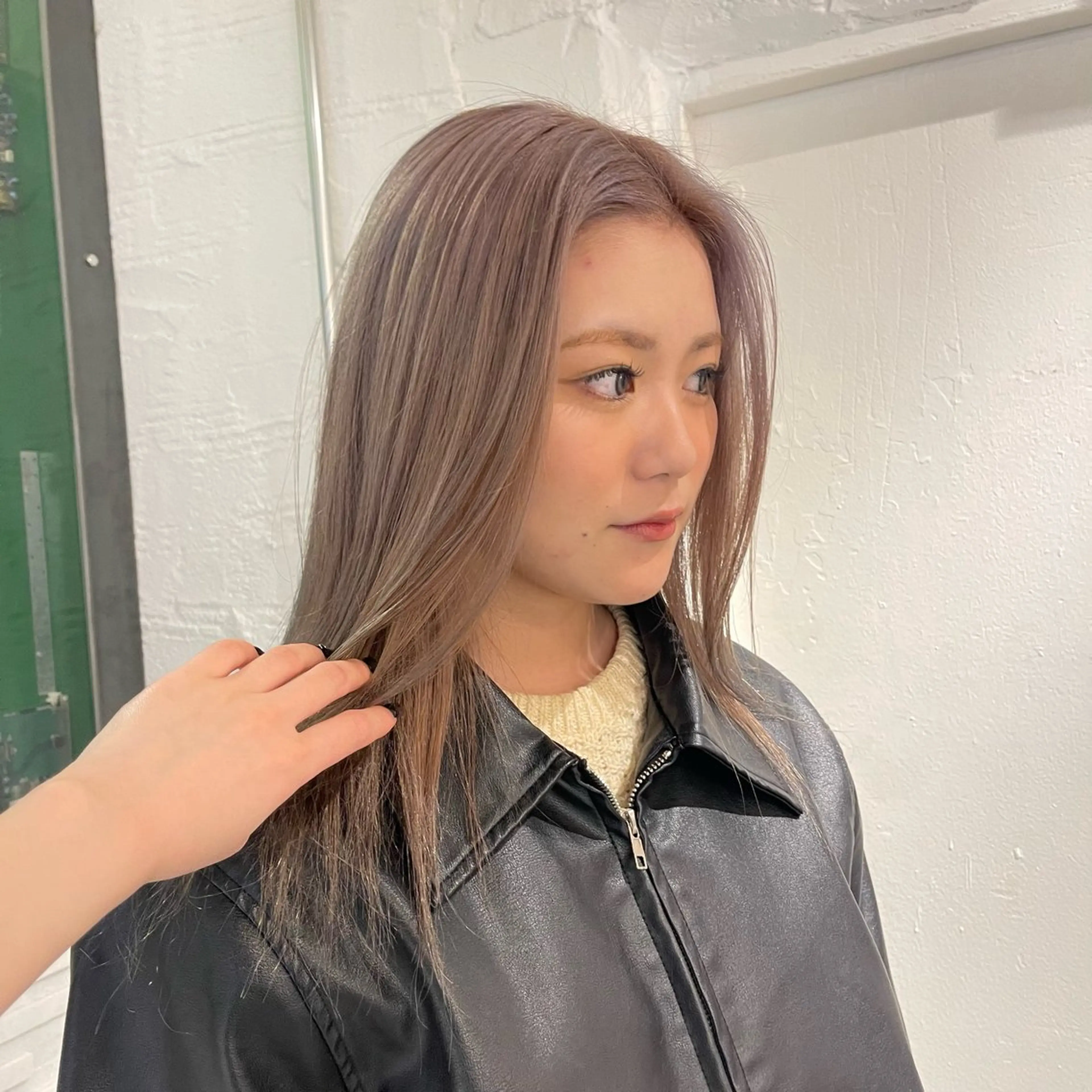 ロング カラー nameless miichiのヘアスタイル