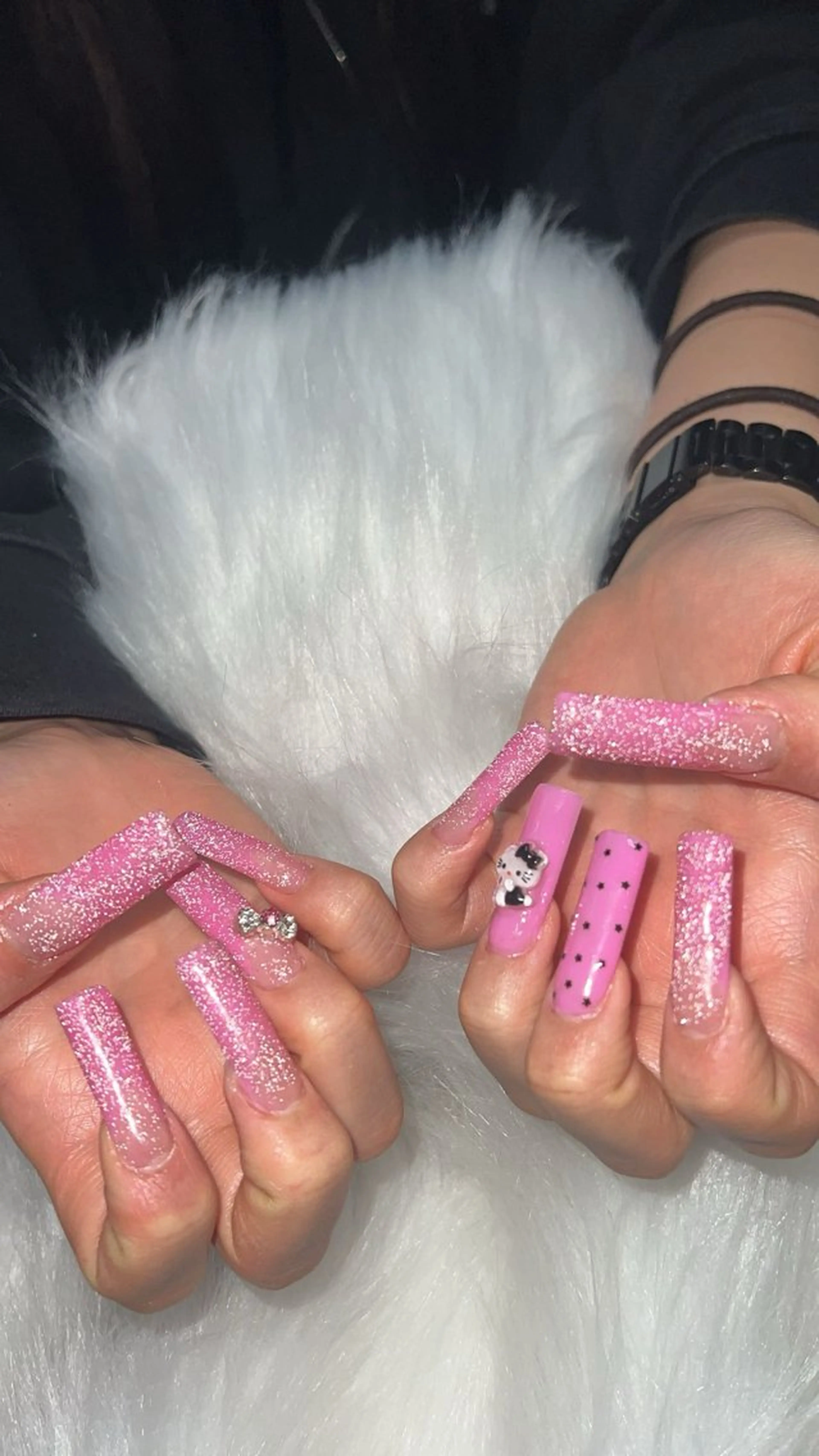 ネイル OPHELIA 𓃛のネイルデザイン