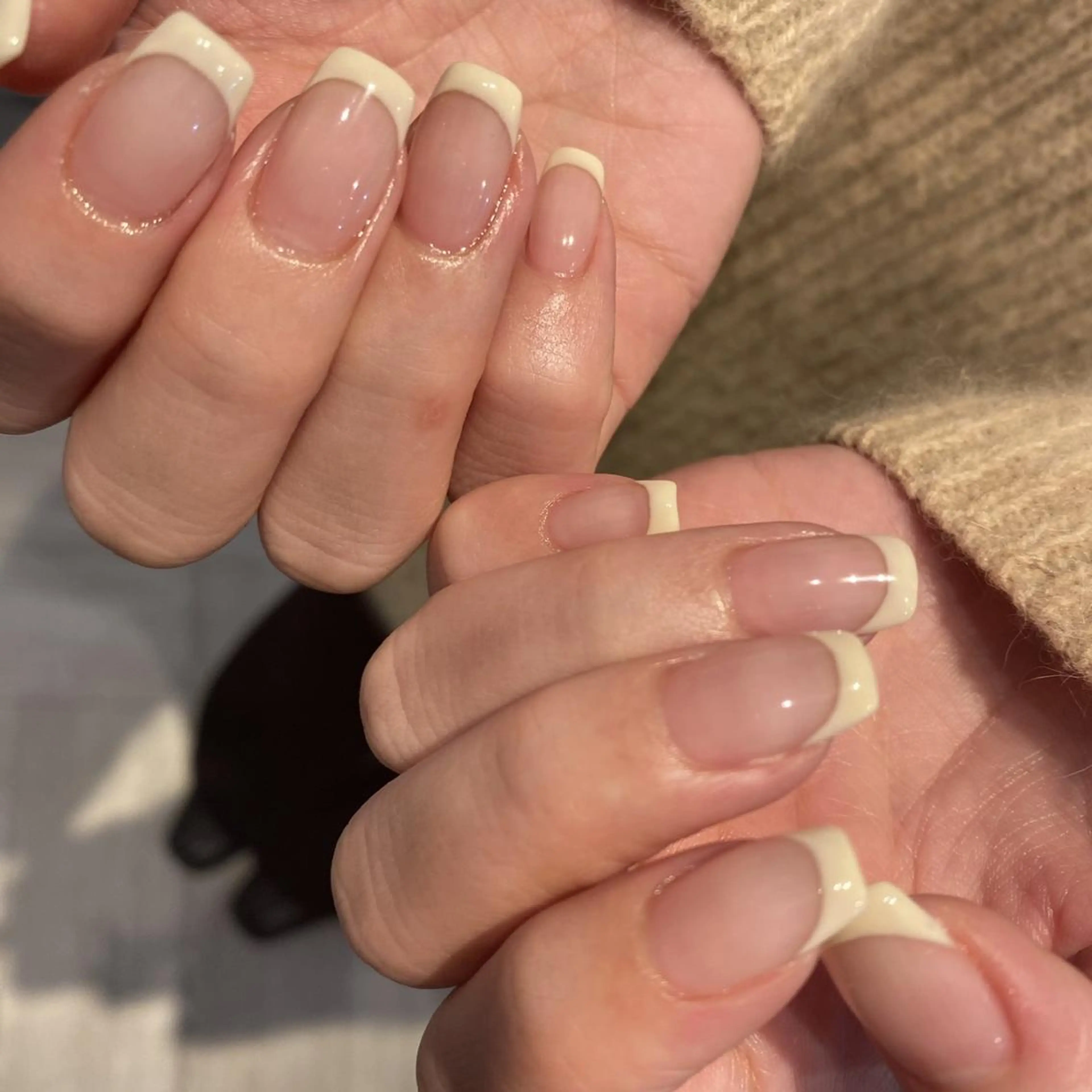 ネイル カラー フレンチネイル ジェルネイル パラジェル ハンドネイル フットネイル ease NAIL SALONのネイルデザイン