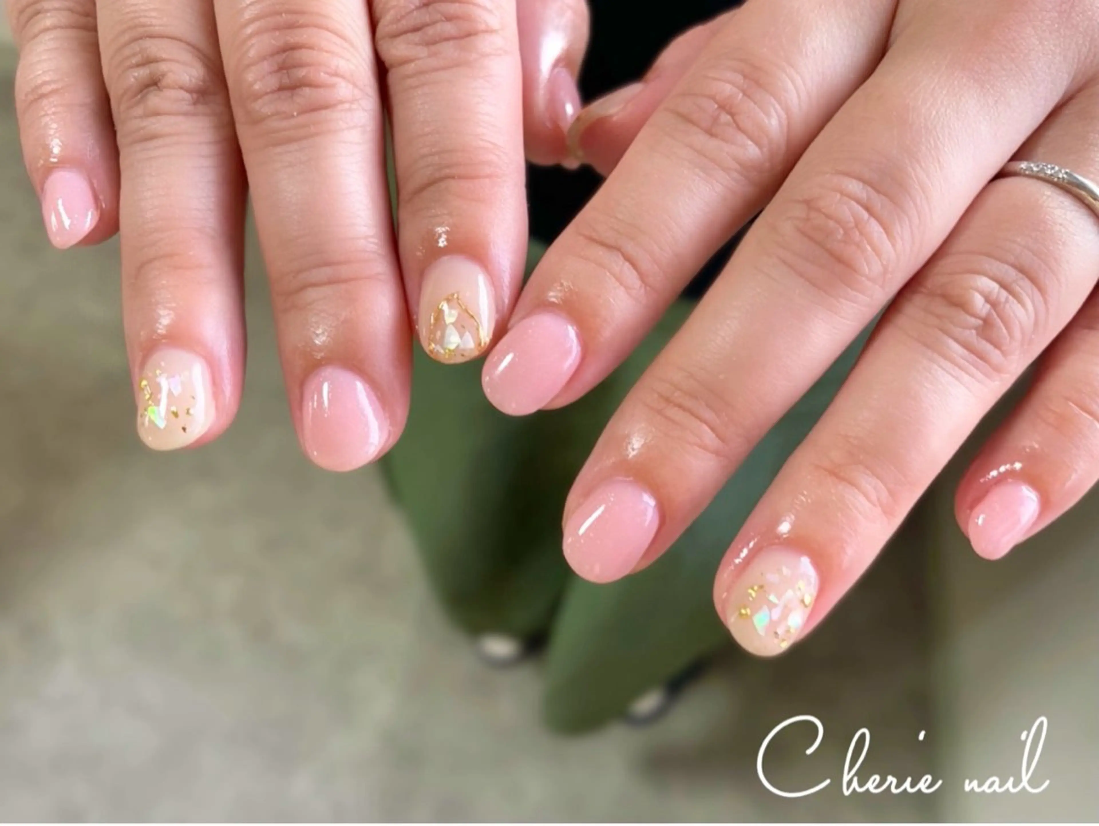 ネイル ジェルネイル ニュアンスネイル ピンク ハンドネイル Cherienail yunaのネイルデザイン