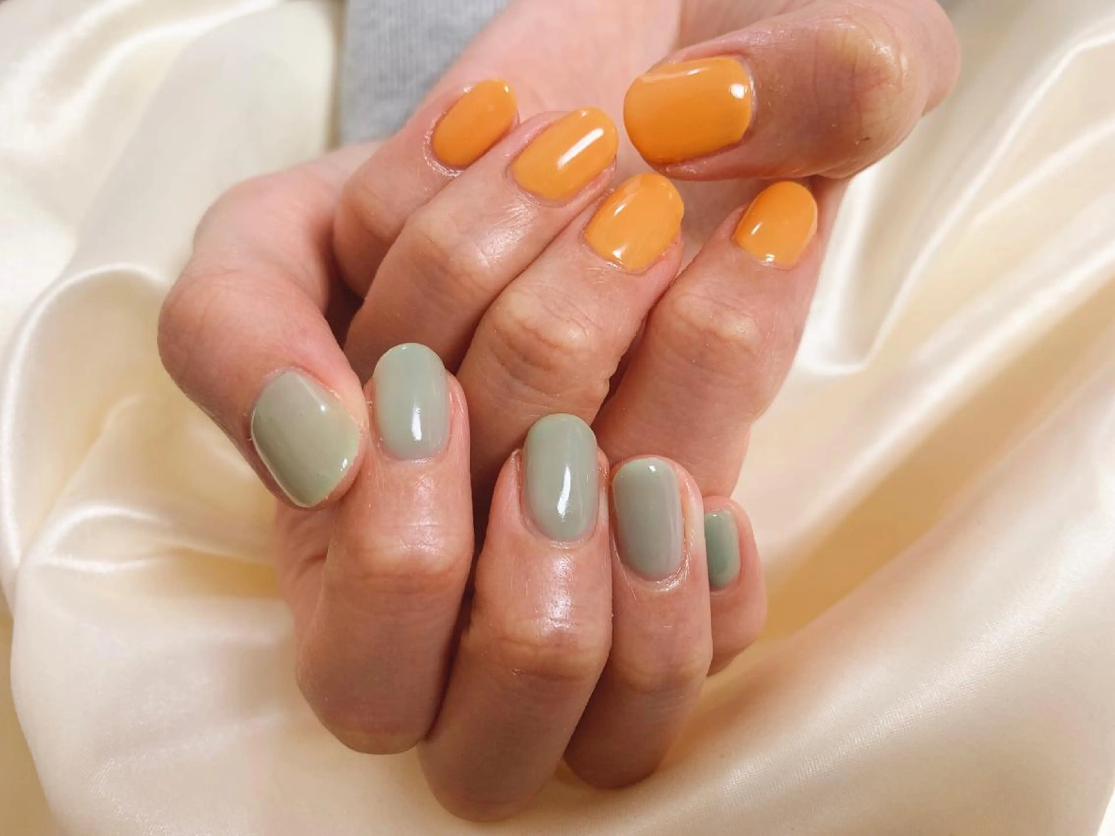 ネイル ハンドネイル mogunail &blowのネイルデザイン