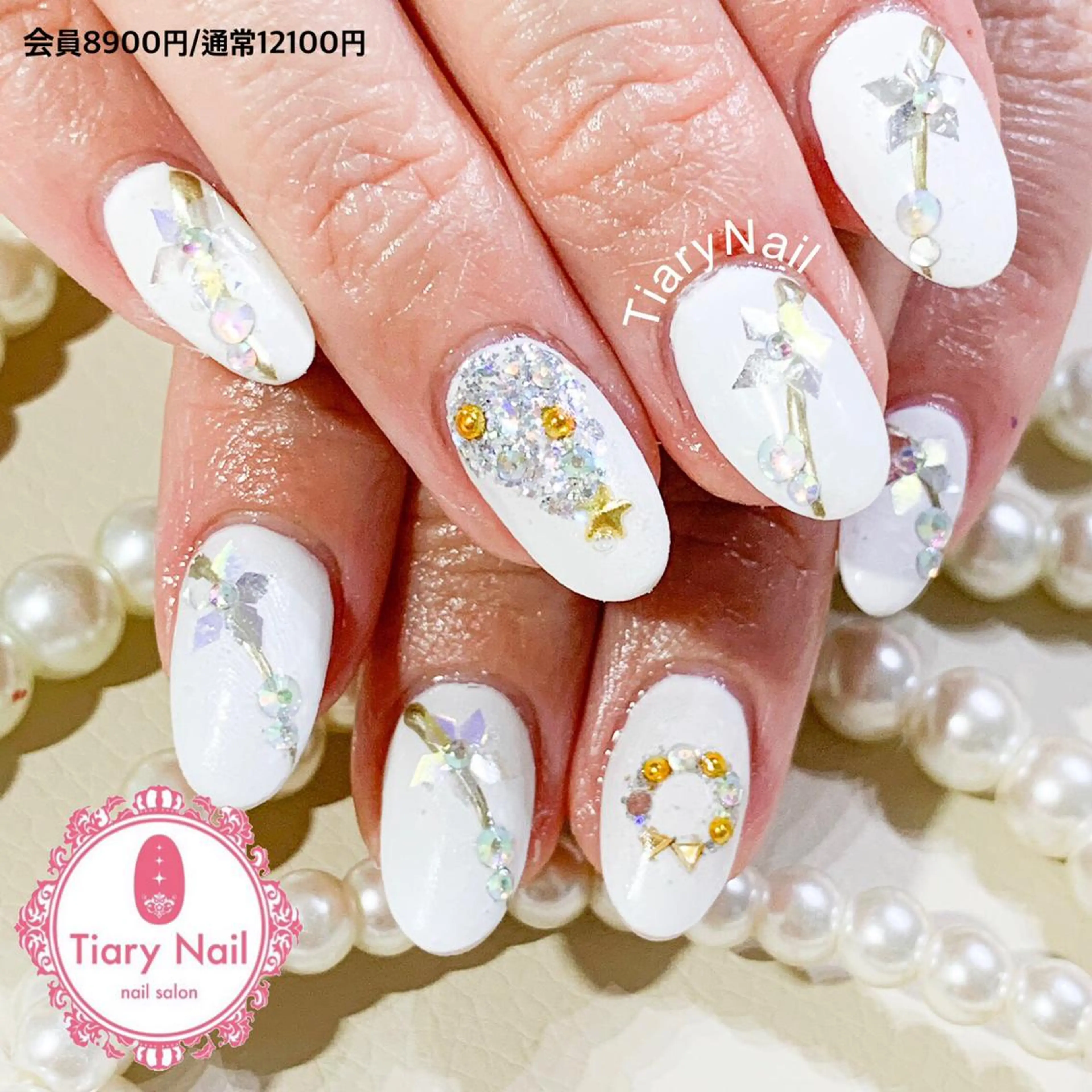 ネイル ホワイト 冬ネイル クリスマス TiaryNail まほのネイルデザイン