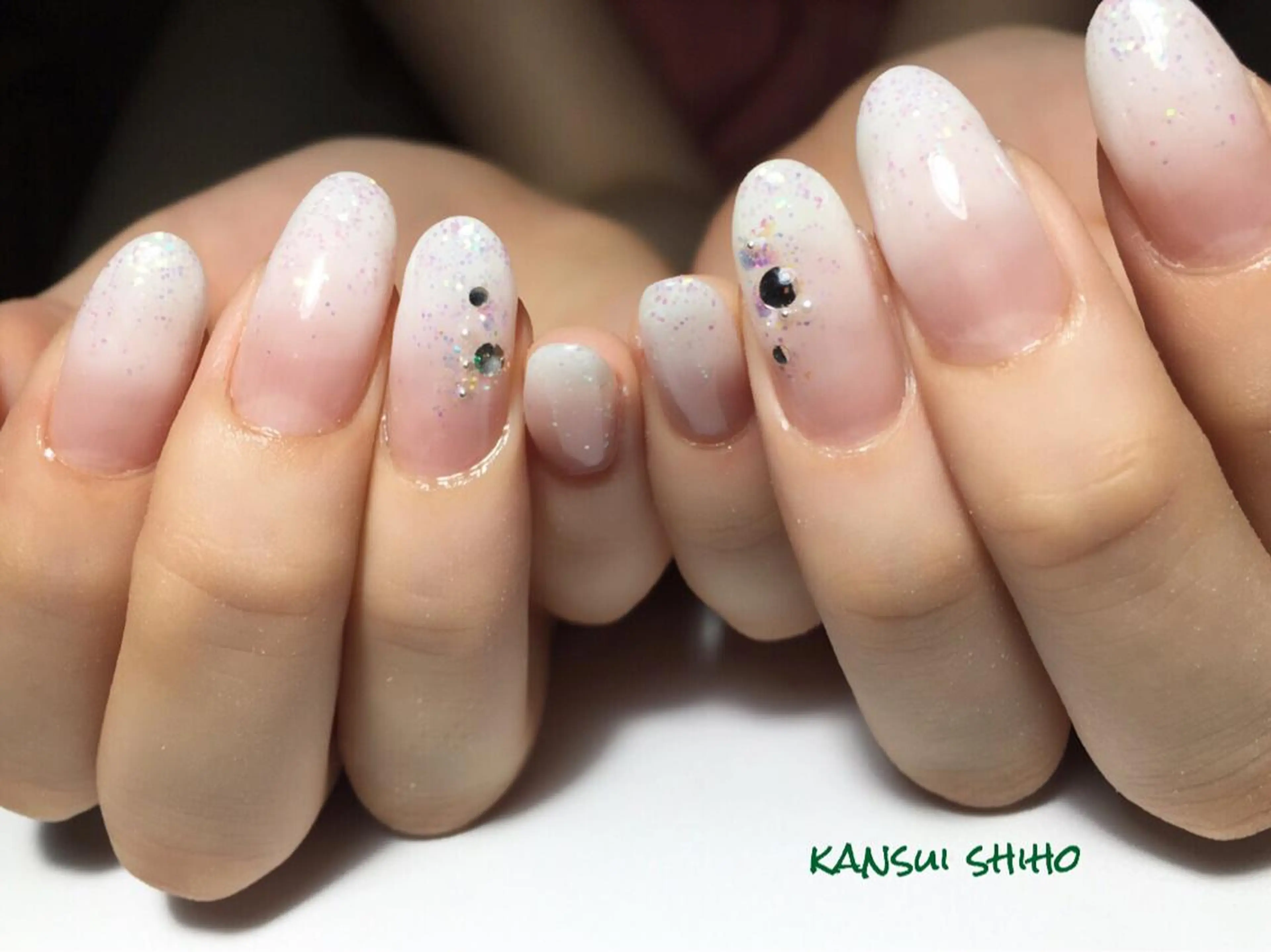 ネイル Elio 国泰寺のネイルデザイン