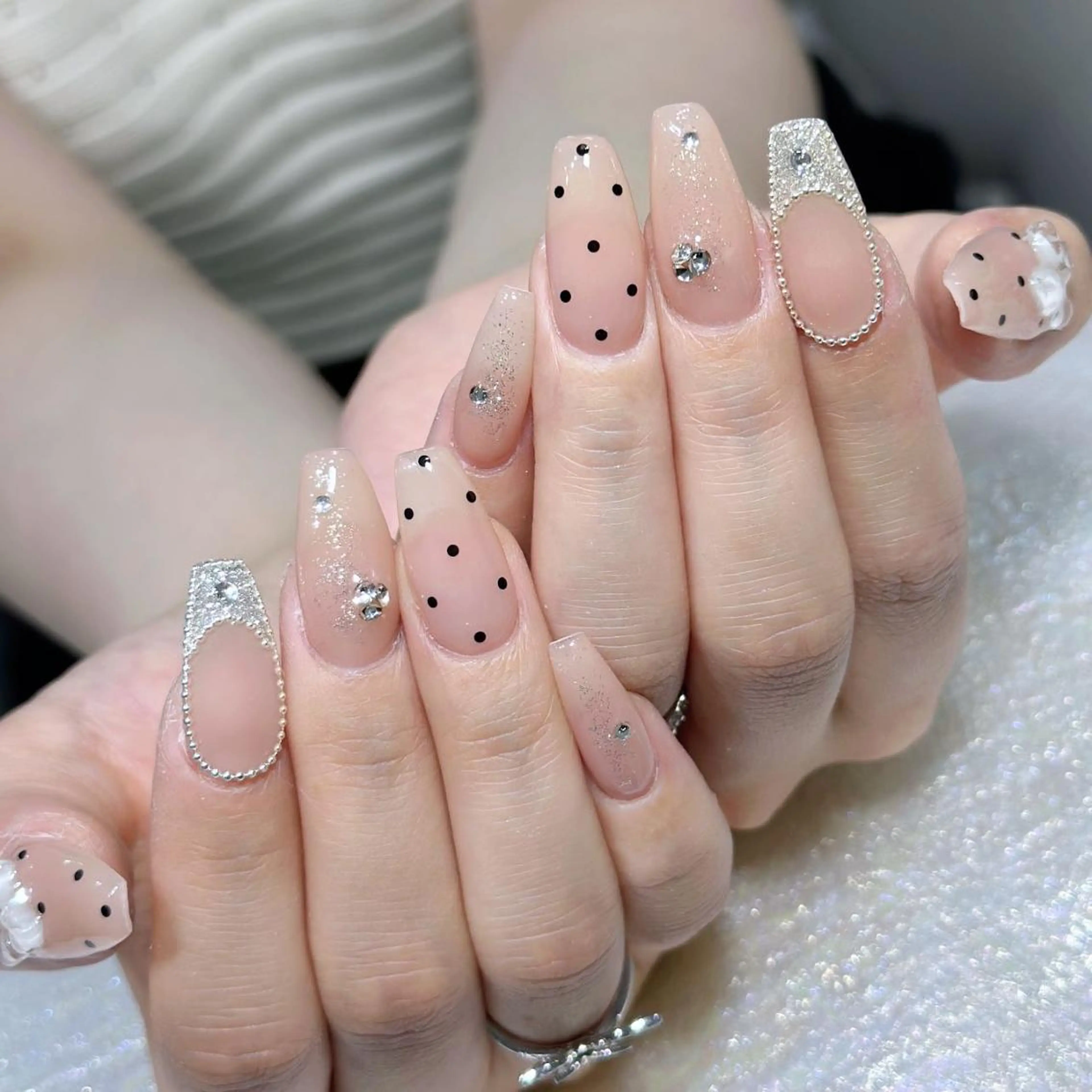 ネイル ハンドネイル Queens momoのネイルデザイン