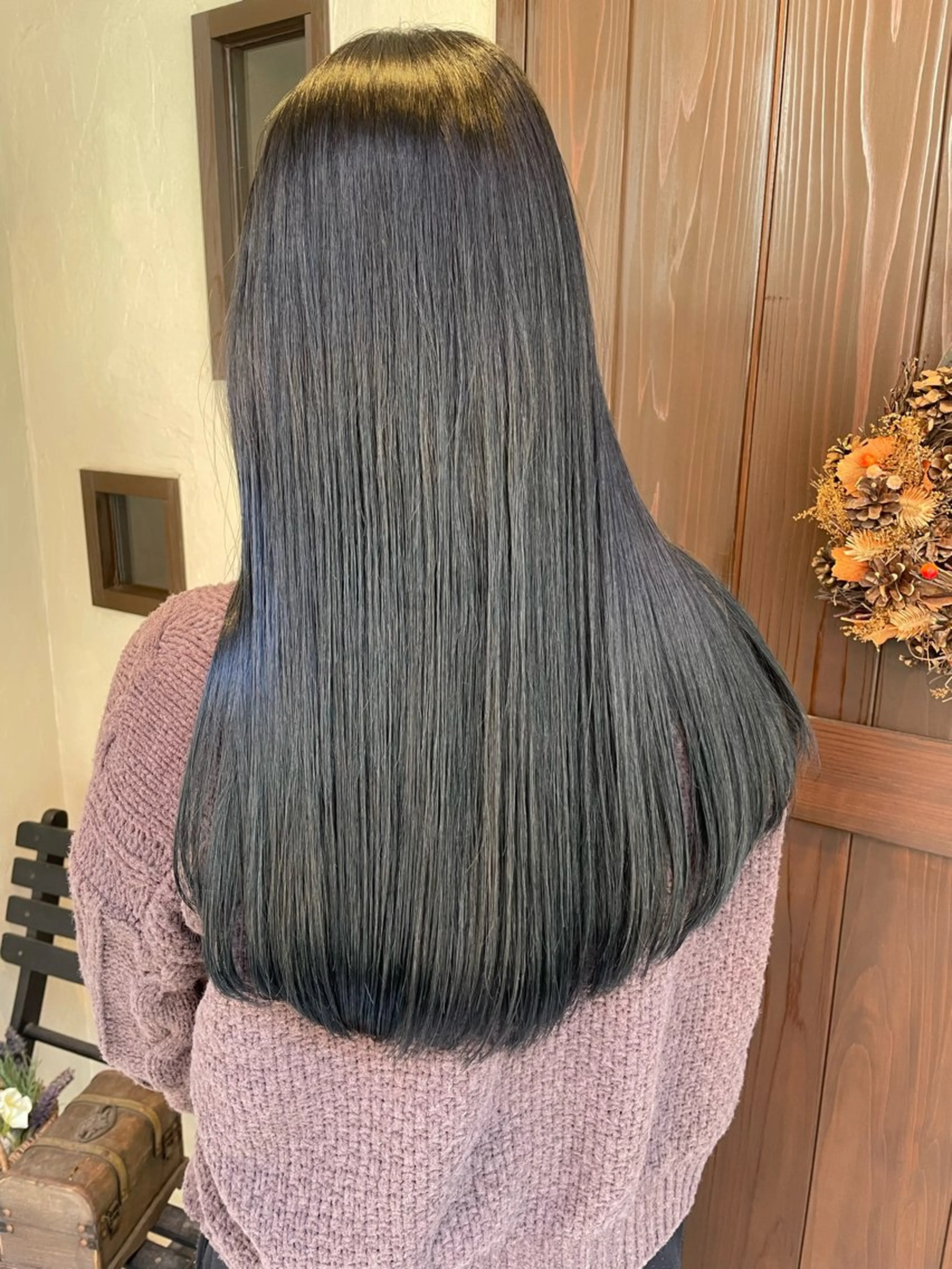 ロング カット ヘアカラー 大庭 萌瑚のヘアスタイル