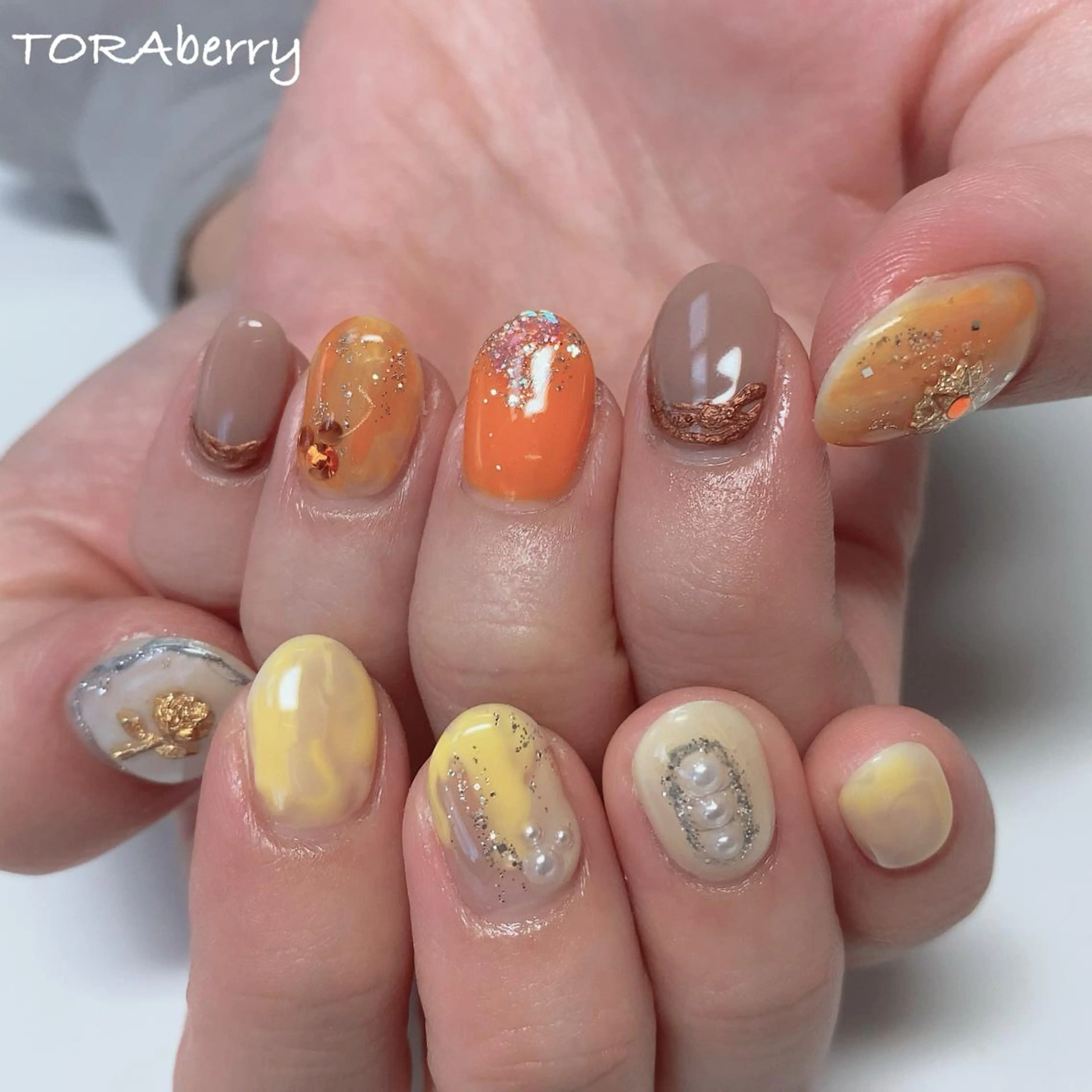 ネイル ハンドネイル ネイリスト なつみのネイルデザイン