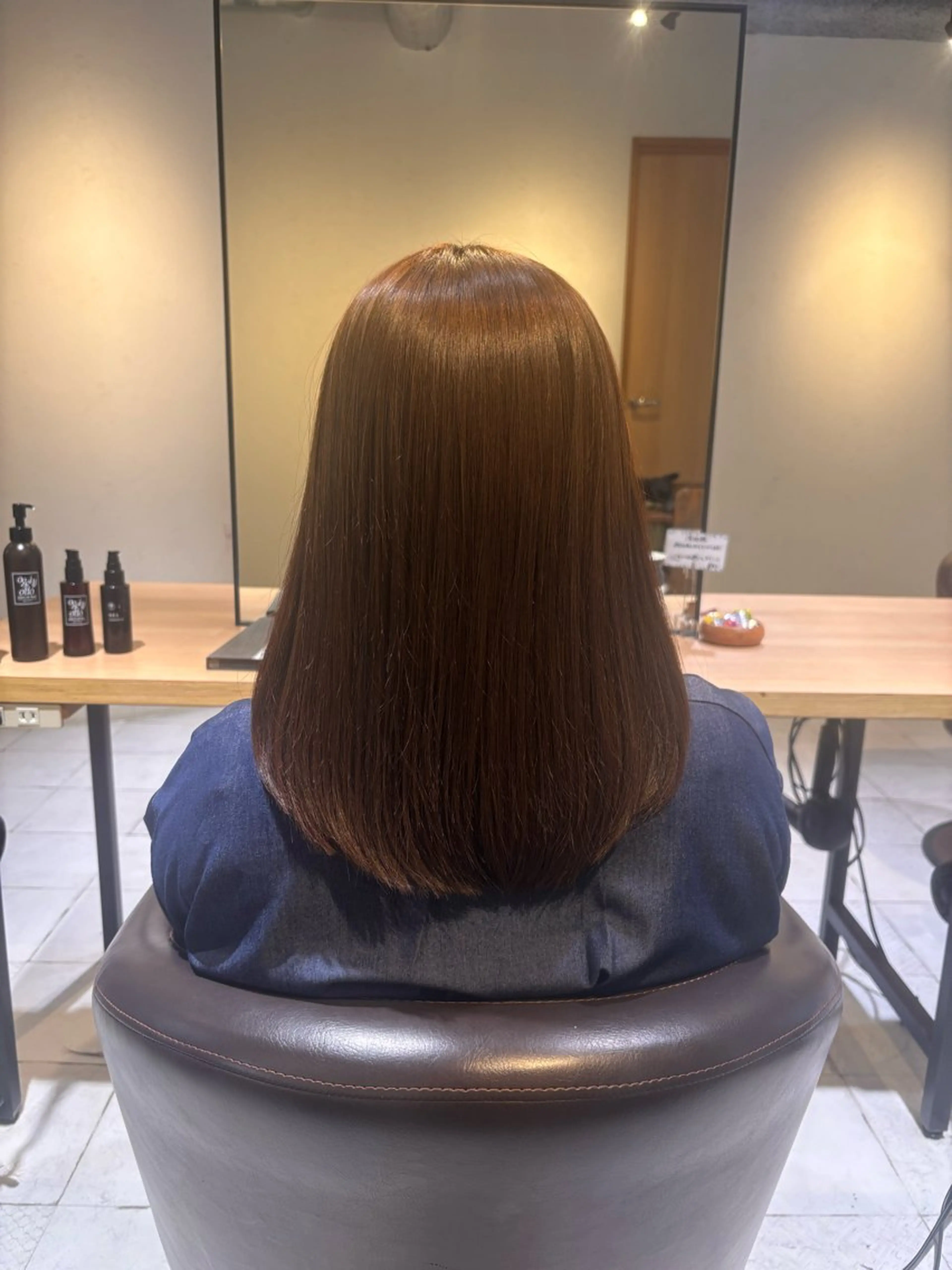 セミロング 髪質改善 カット ヘアカラー トリートメント 尾形 百花のヘアスタイル