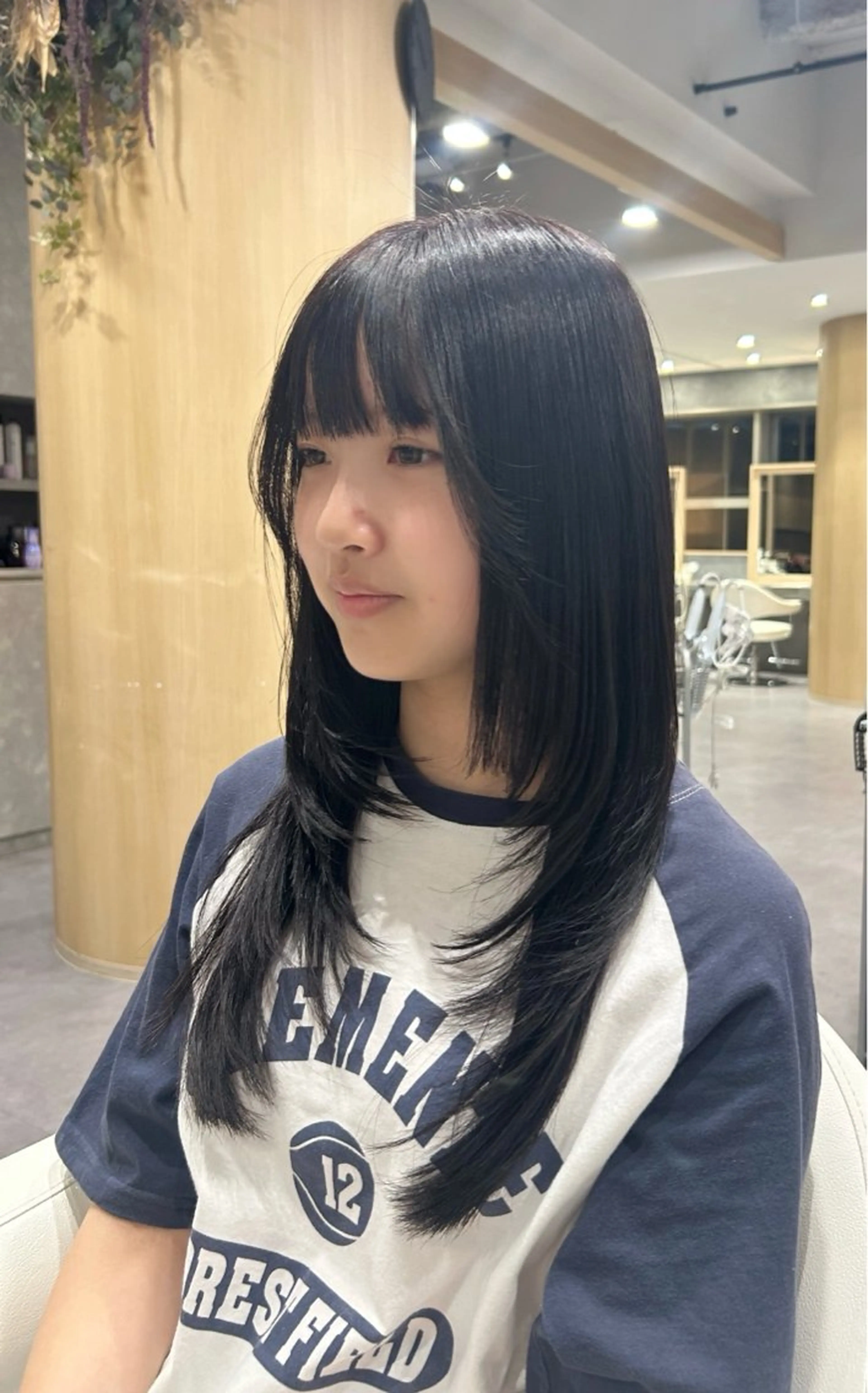 ロング レイヤーカット 藤江 美友のヘアスタイル
