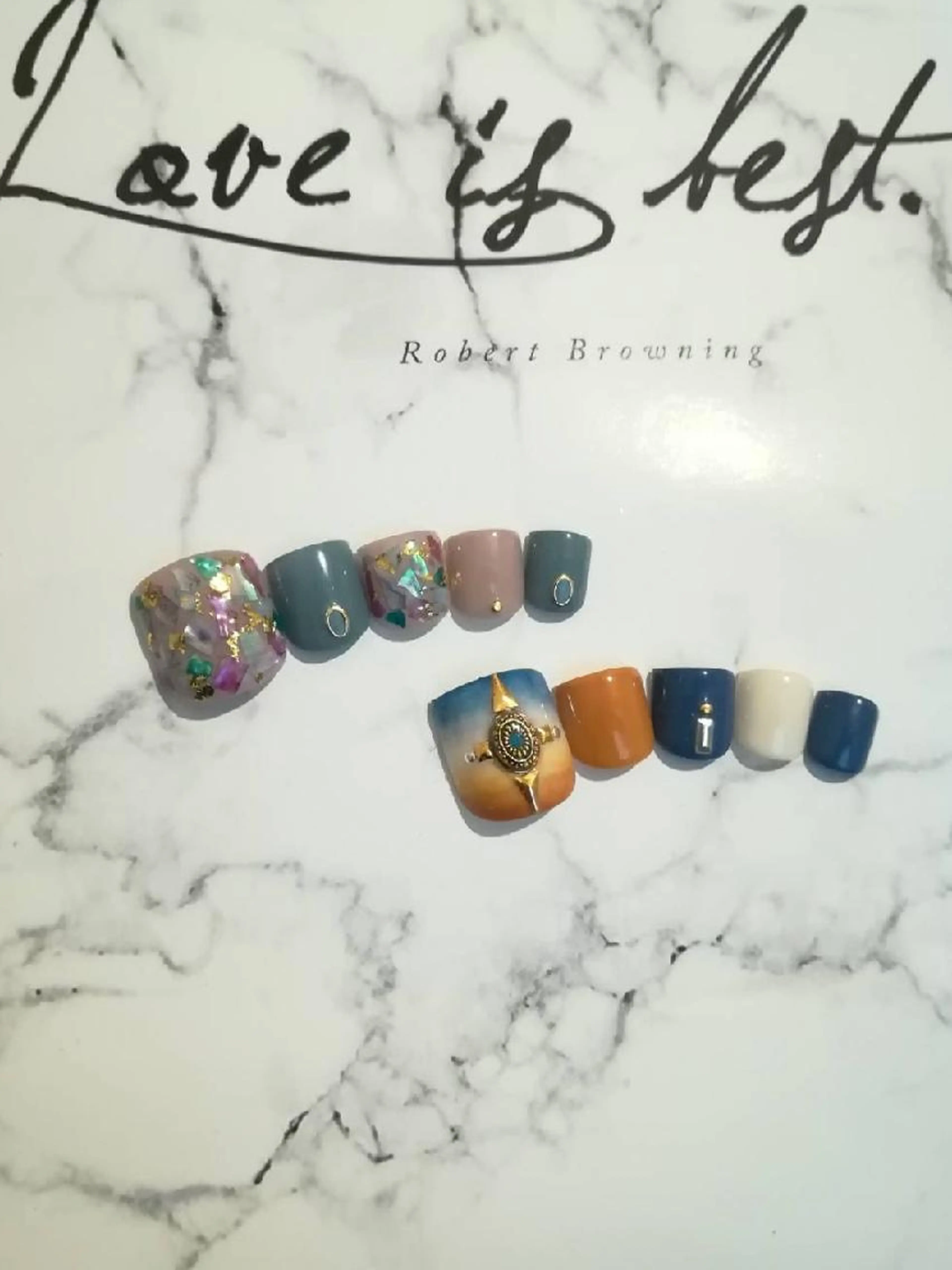 デザインフットネイル【新規限定】付け替えオフ込み♡バブルフットバス＆甘皮処理込み♡¥8500の写真