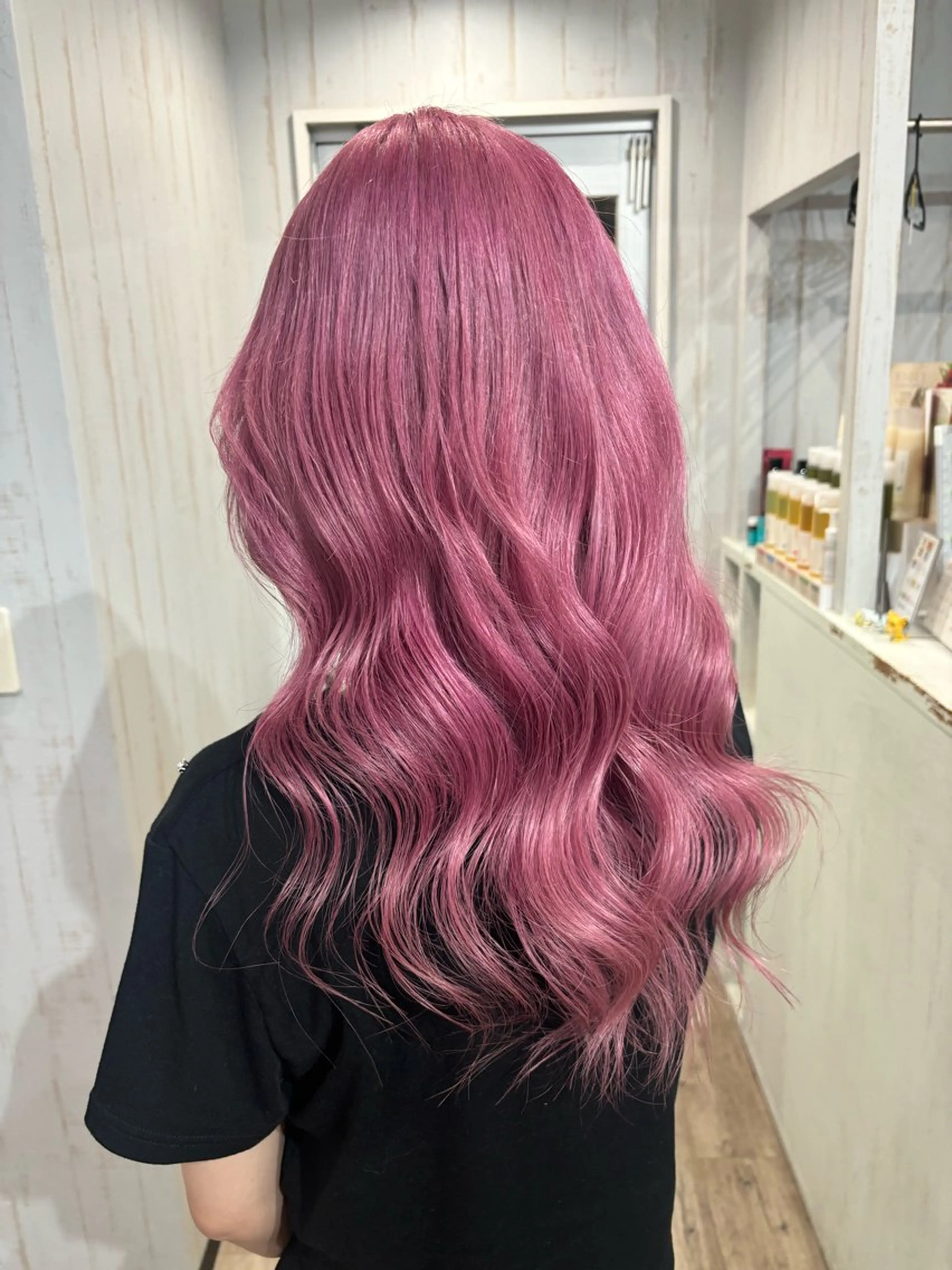 ロング カラー ブリーチ 桑原 由理のヘアスタイル