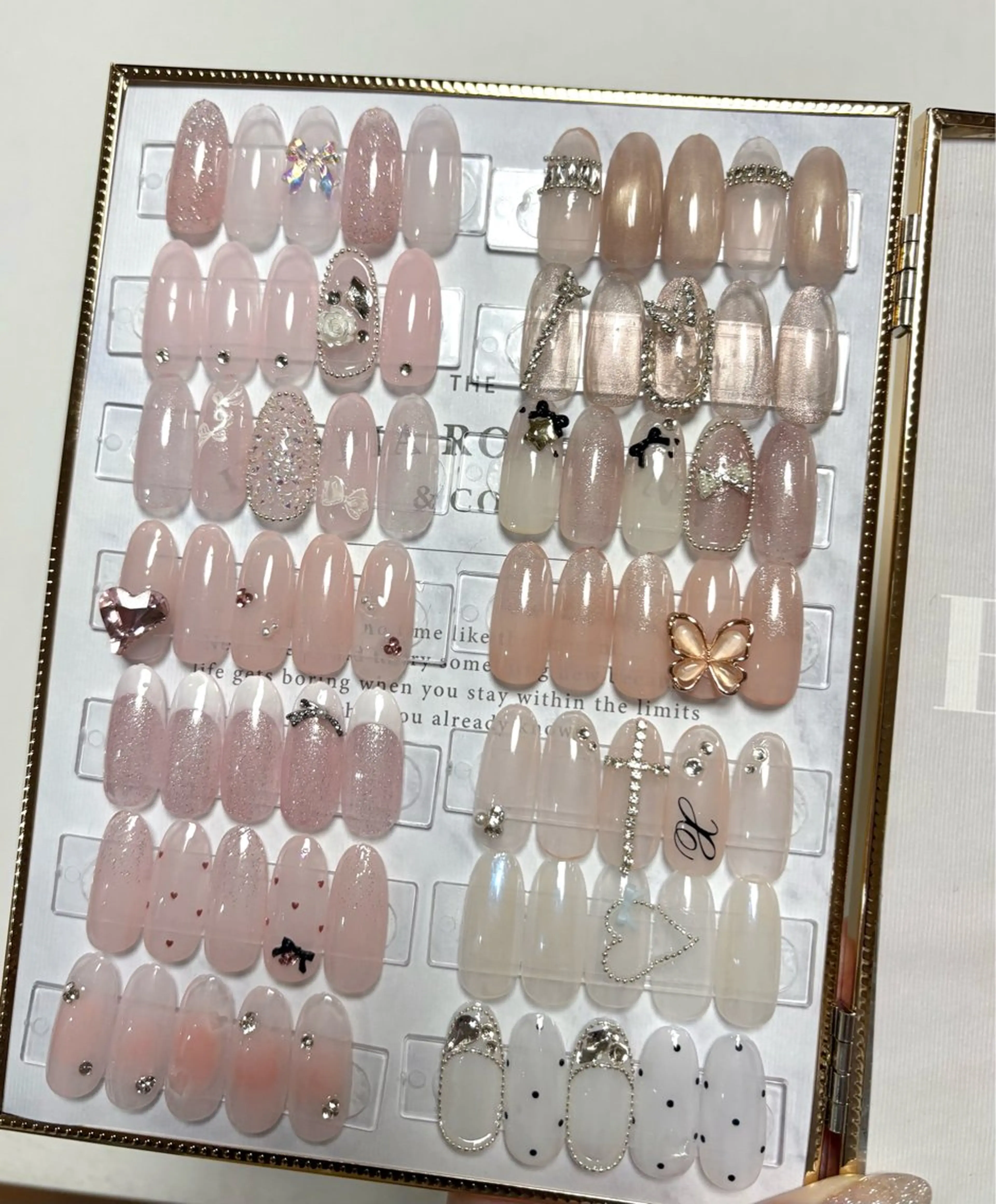 ネイル ハンドネイル 山下 舞華のネイルデザイン