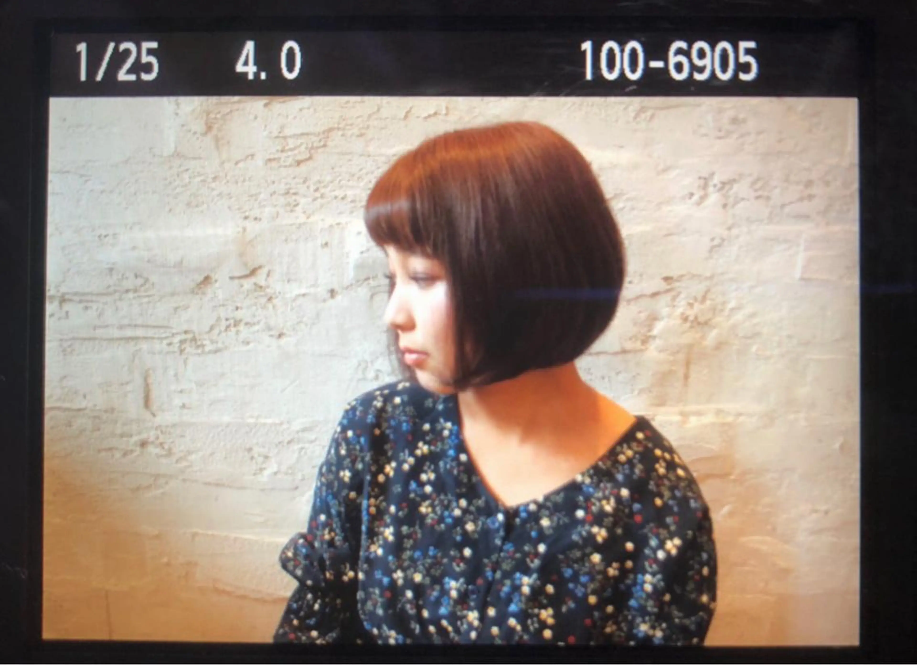 ミディアム カラー イエローカラー ボブ 乾 友恵のヘアスタイル