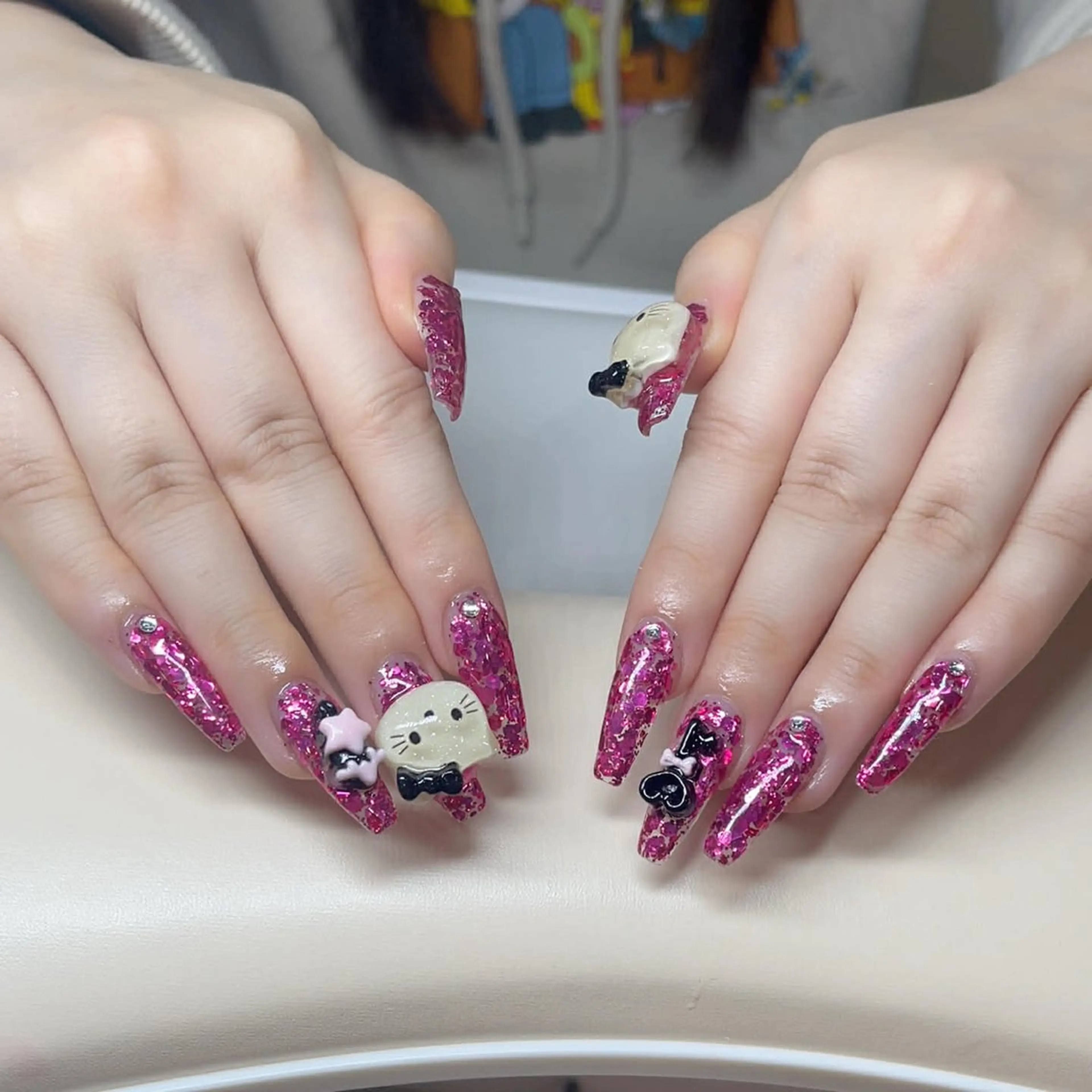 ネイル MQueen ネイルサロンマルのネイルデザイン