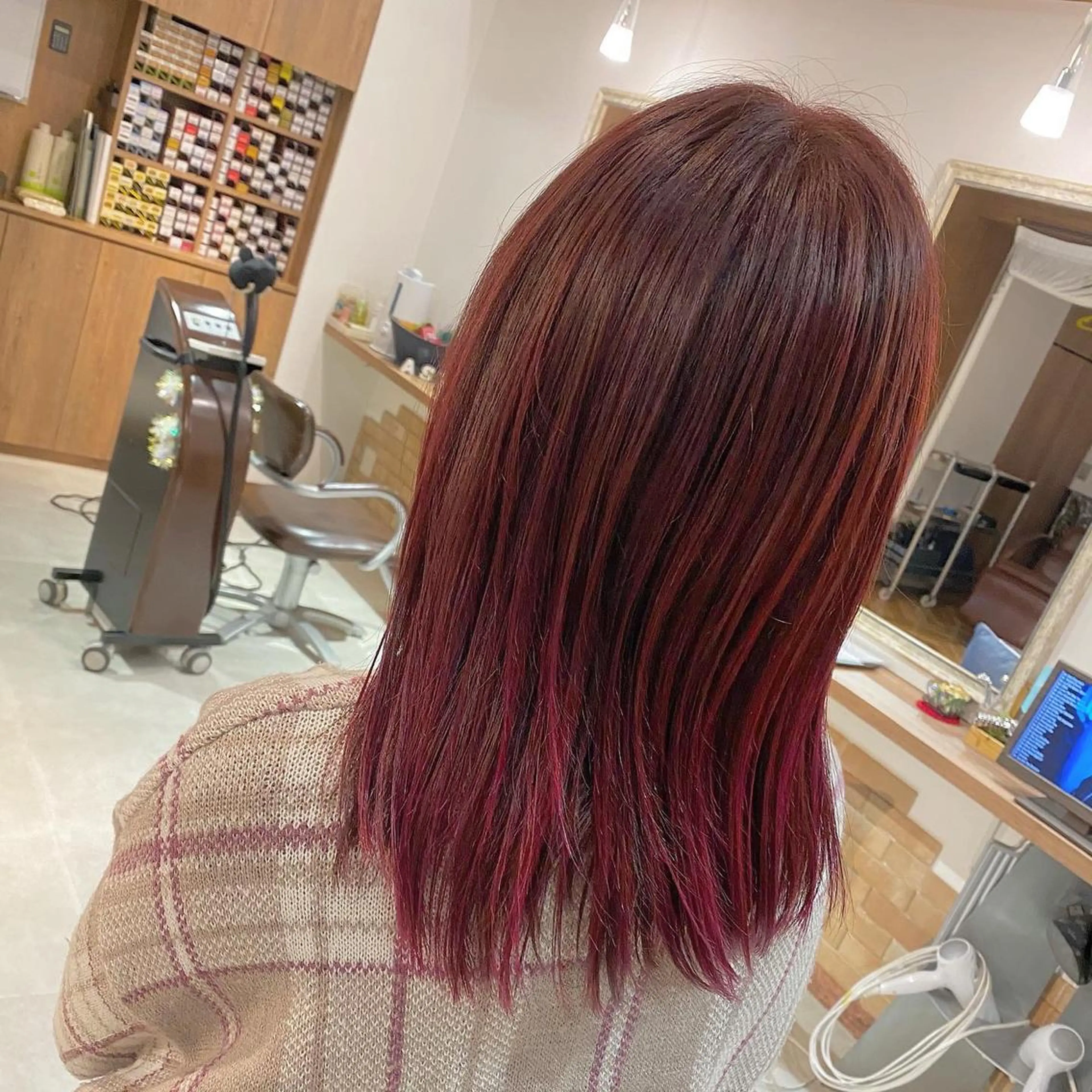 セミロング カラー ピンクカラー 髪質改善 髪質改善特化 安東駿介のヘアスタイル