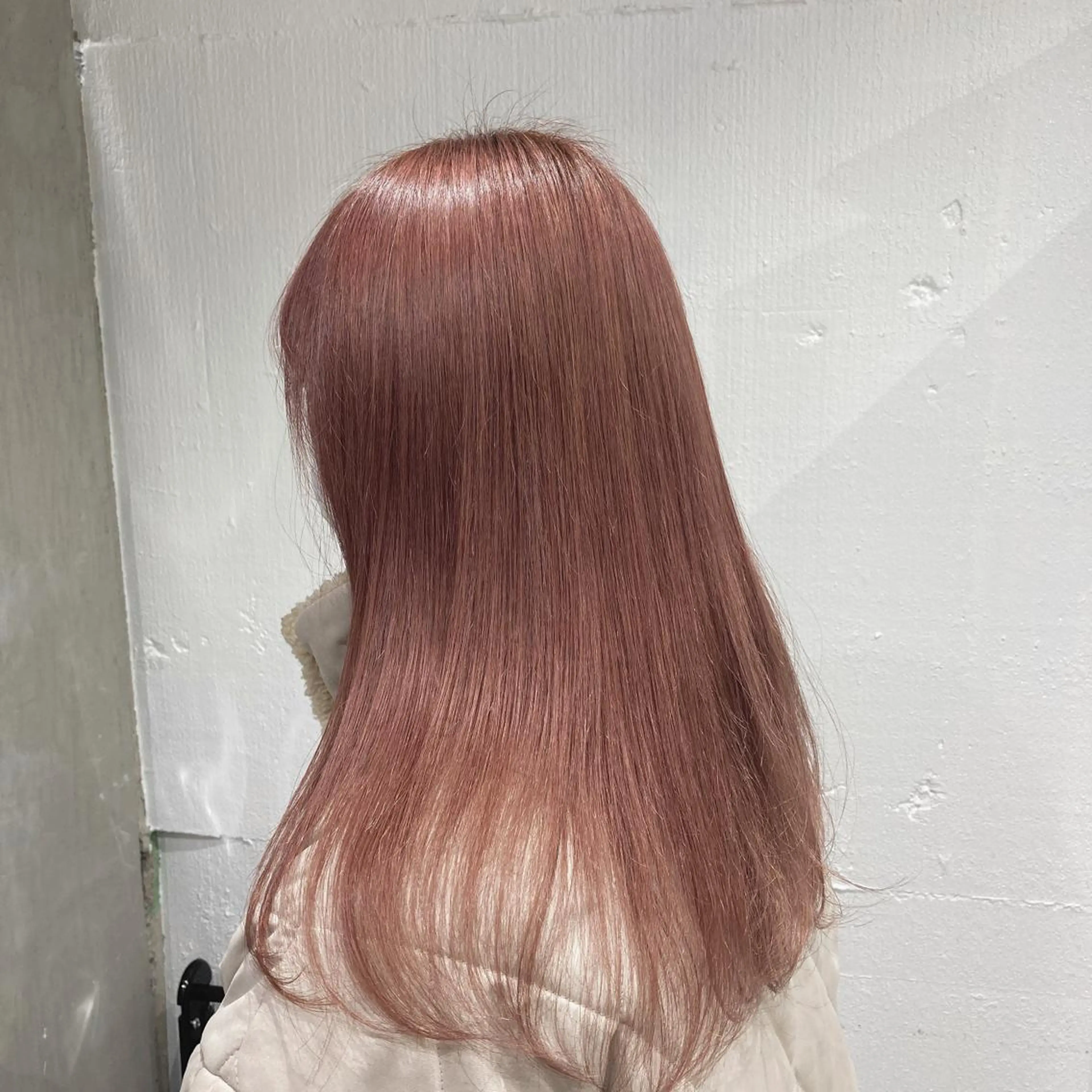 セミロング カラー ヘアカラー トリートメント ヘアセット 渋谷🎨ブリーチ特化 ×エクステ🎨レンのヘアスタイル
