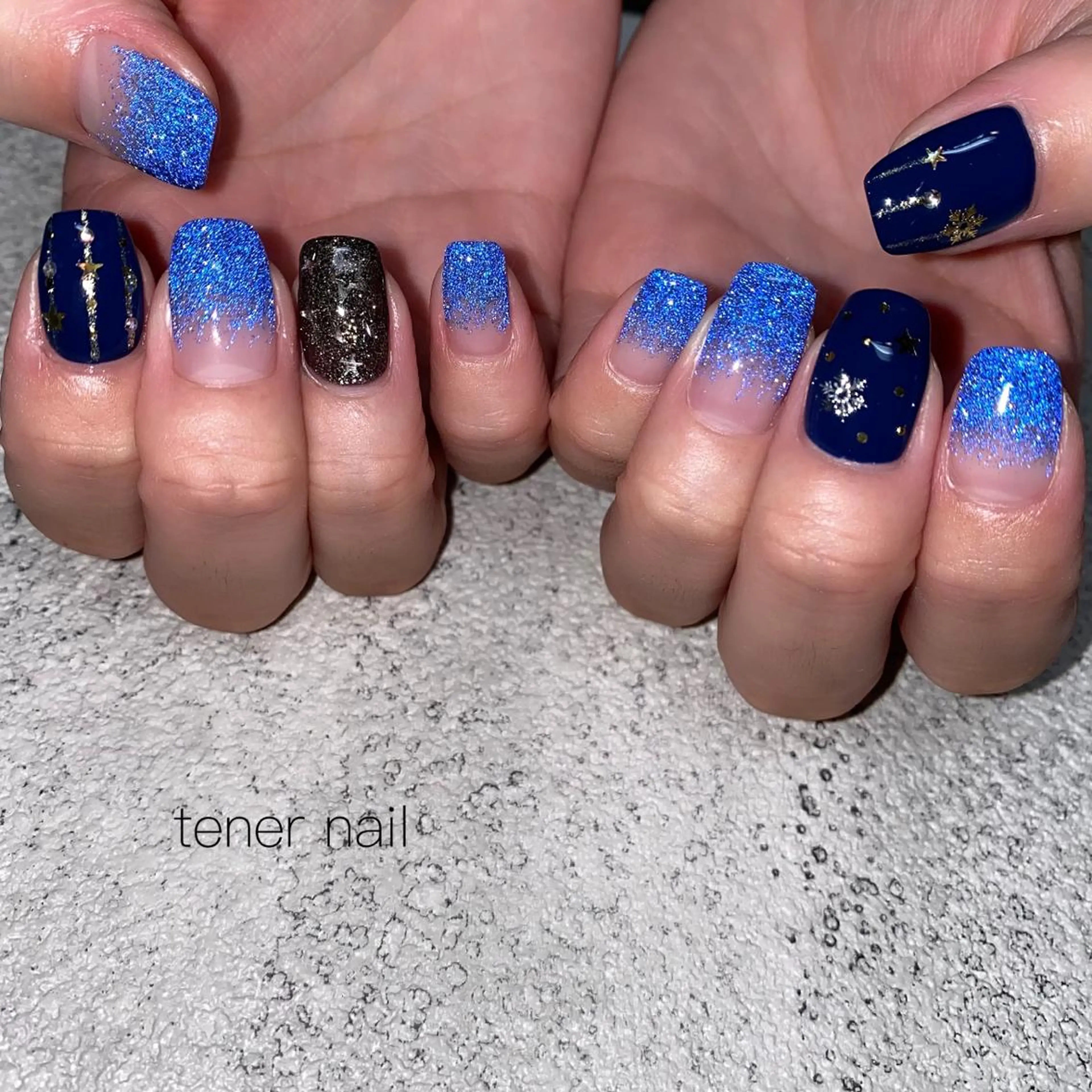 ネイル フラッシュネイル グラデーション ラメ(グリッター) ラメグラデーション テネルネイル tener nailのネイルデザイン