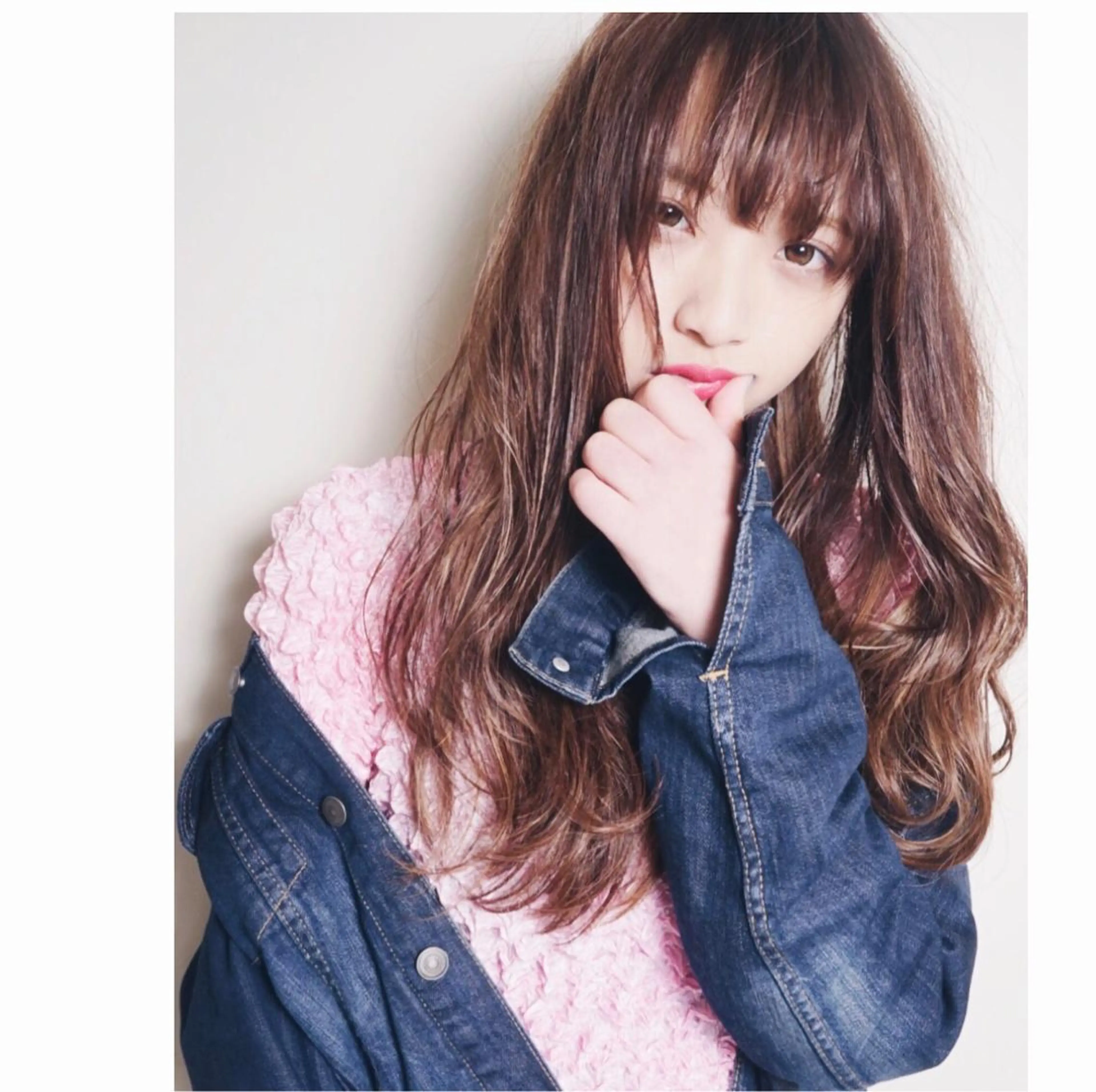 カラー グレージュ ✨艶ブリーチカラー ✨四ノ宮裕己のヘアスタイル