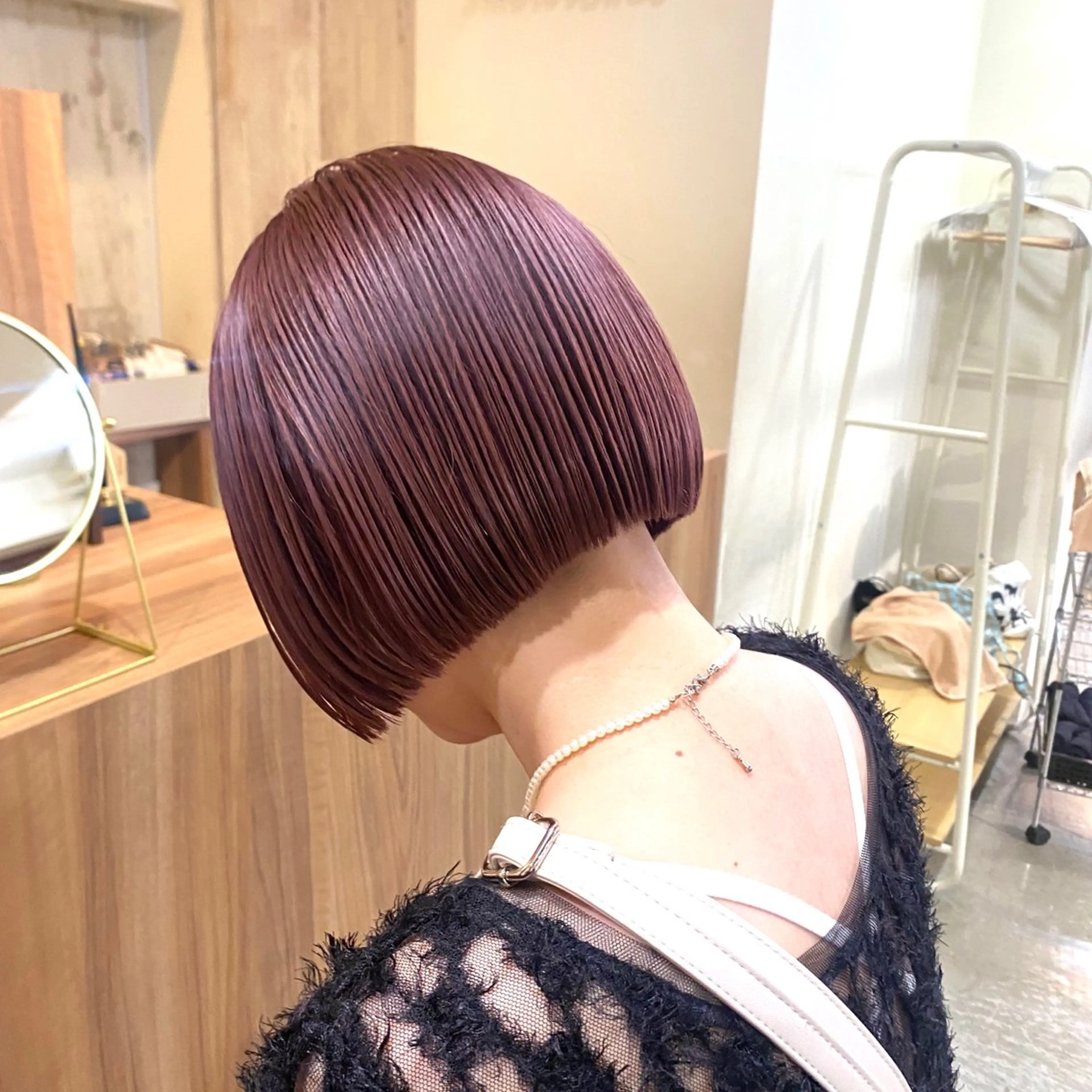 ショート カラー ボブ カット ヘアカラー トリートメント shiori/暖色/ レイヤー/似合わせのヘアスタイル