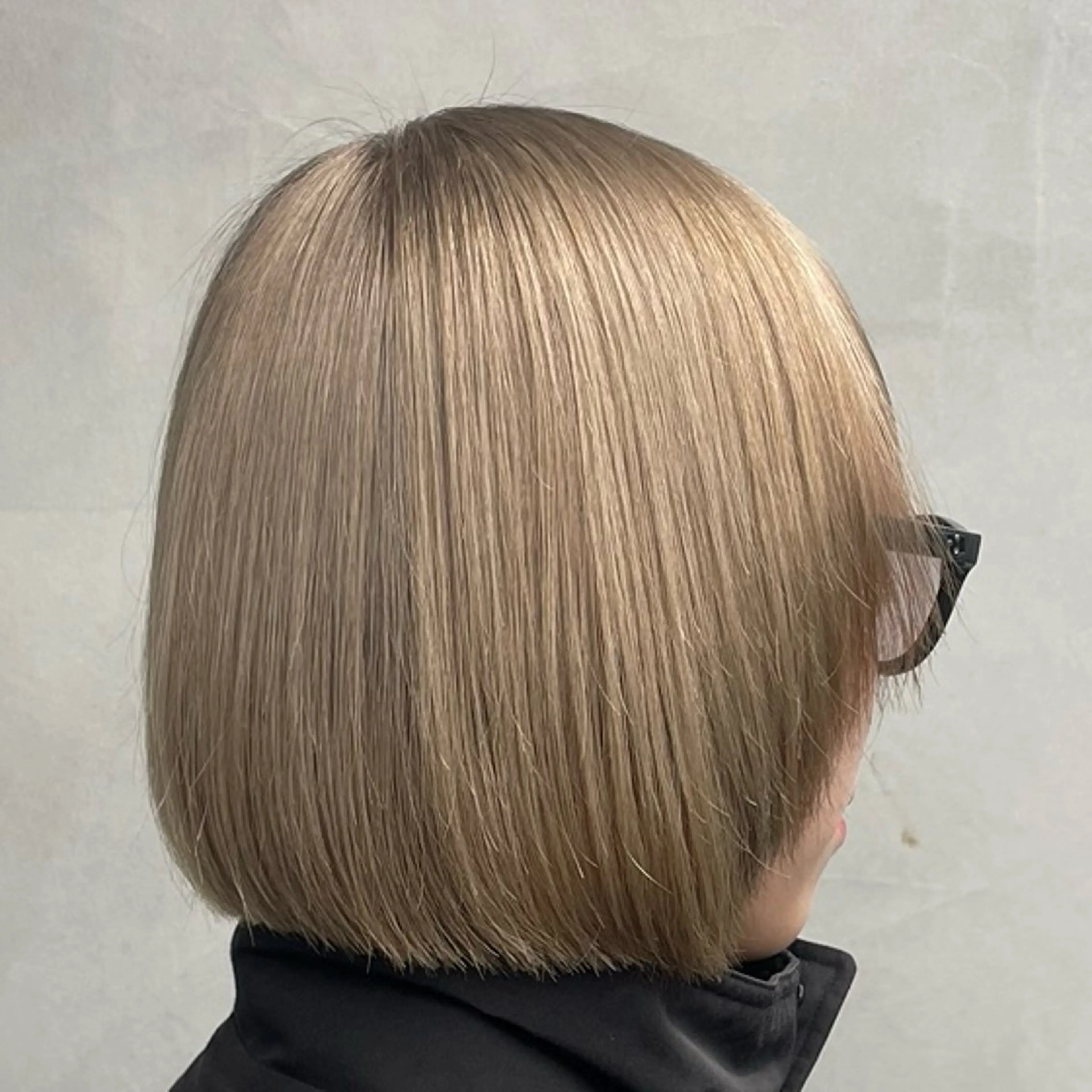 ショート カラー ヘアアレンジ fifth 石川 凪のヘアスタイル