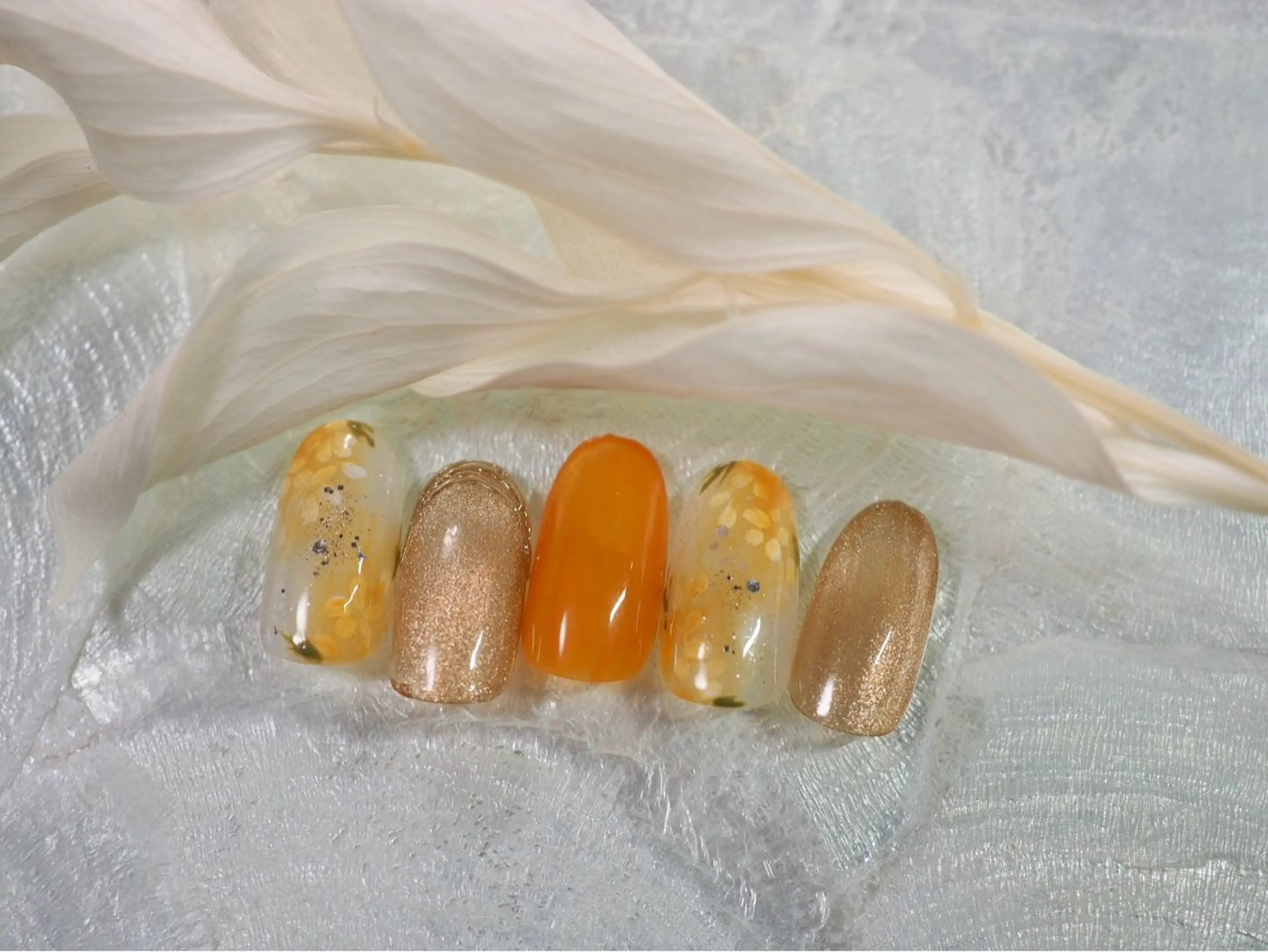 ネイル オーロラネイル 桜ネイル フラワーネイル フットネイル フレンチネイル ハンドネイル kiki nail たまプラーザのネイルデザイン