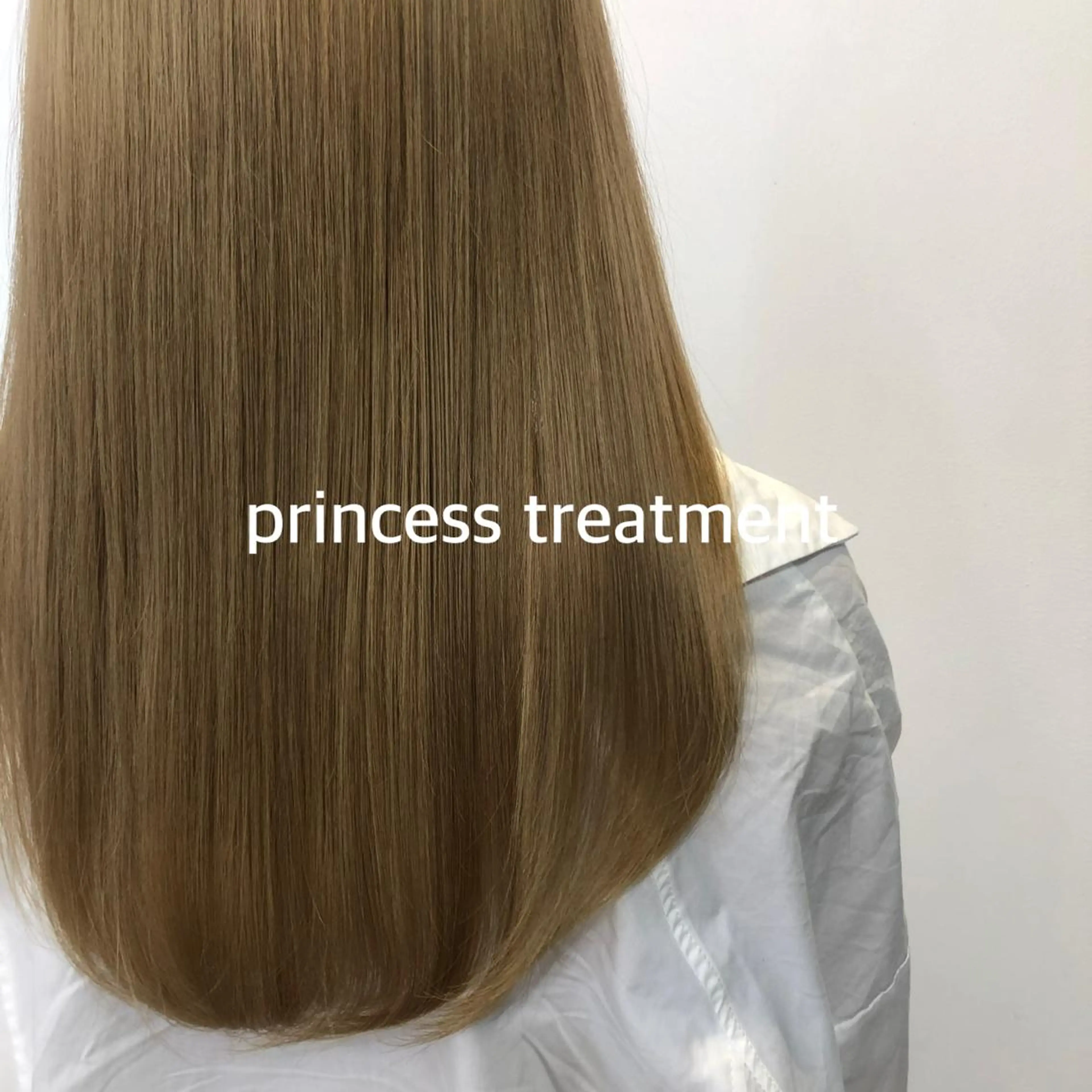 ロング 暖色カラー推し/ トヤエリコのヘアスタイル