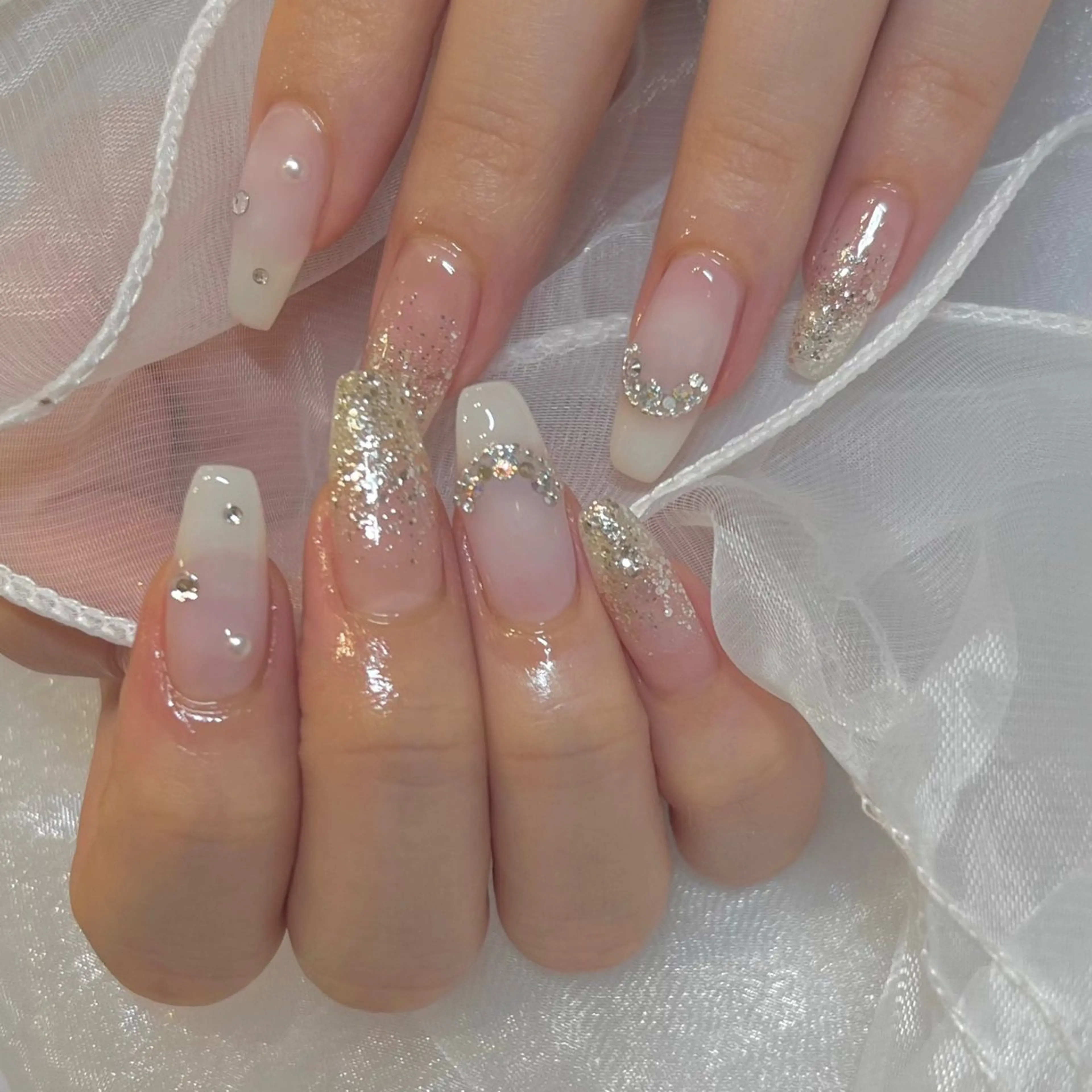 ネイル ハンドネイル ＬａＬｕｎａ🌙 Natsukiのネイルデザイン