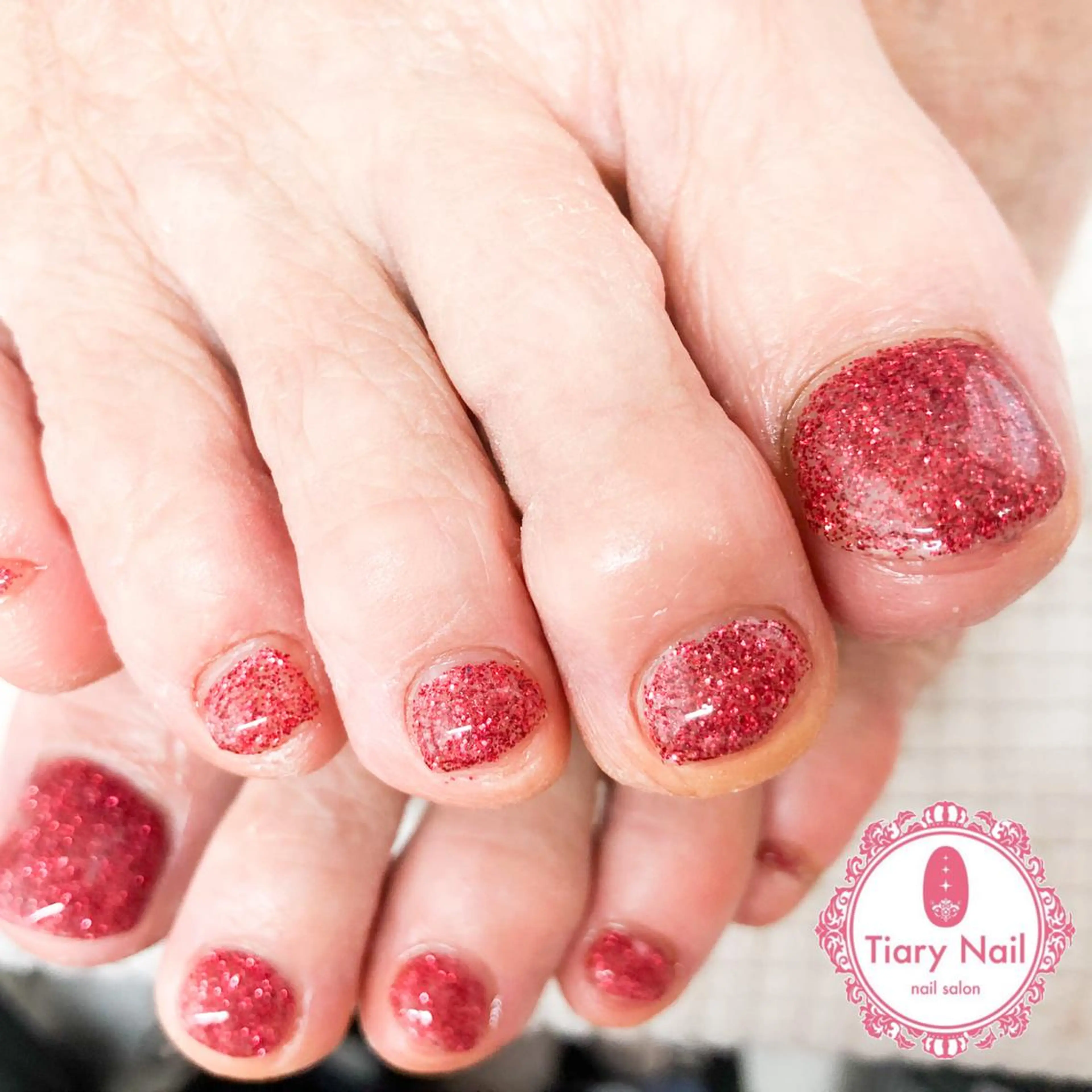 ネイル tiarynail K K🐼のネイルデザイン